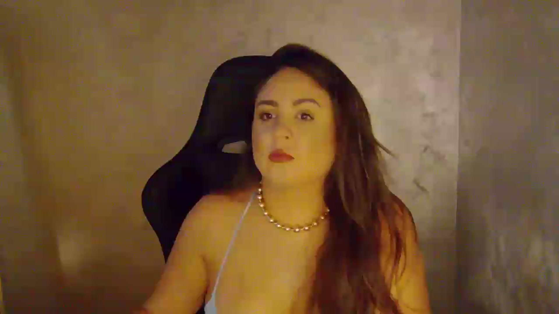 Gallery image thumbnail from NotVanilla's myfreecams stream on, 08/29/2026, 23:17 image 1 of 20