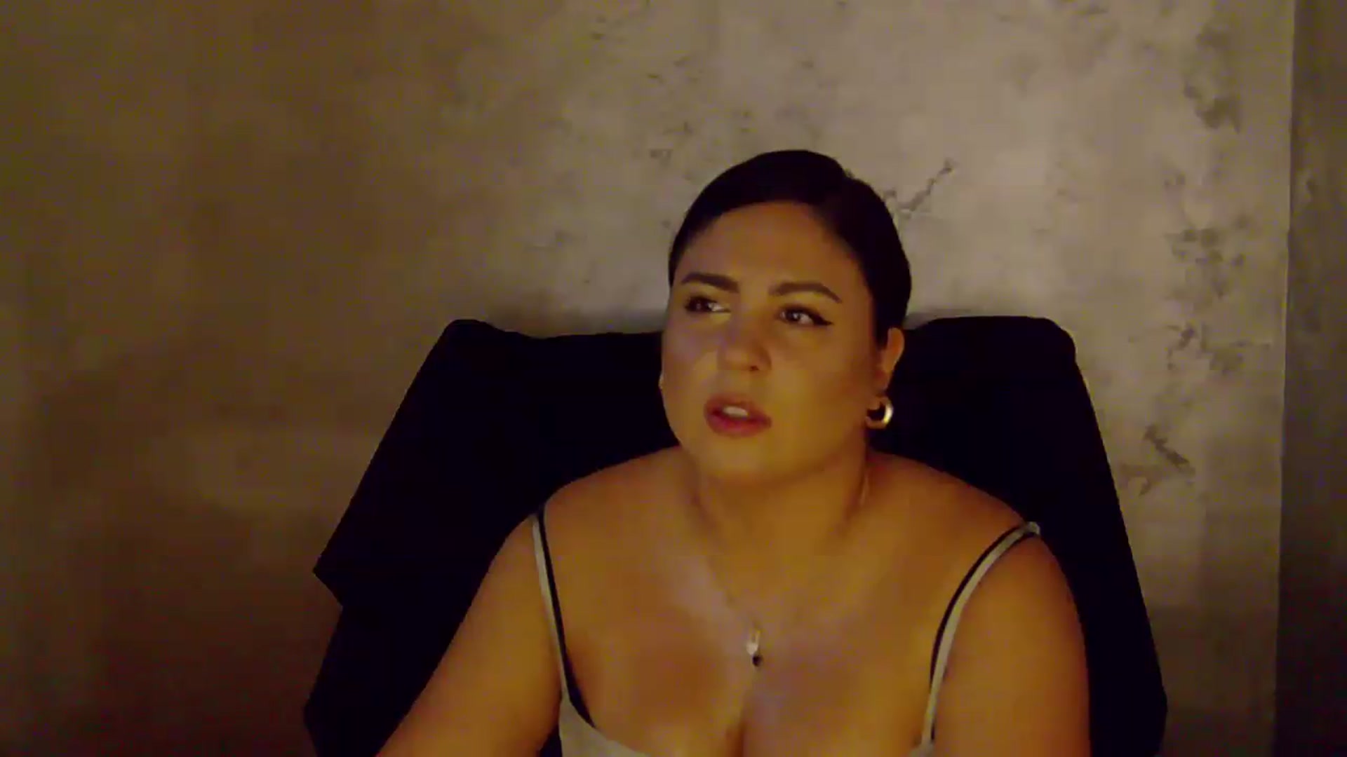 Gallery image thumbnail from NotVanilla's myfreecams stream on, 08/31/2026, 02:27 image 15 of 20