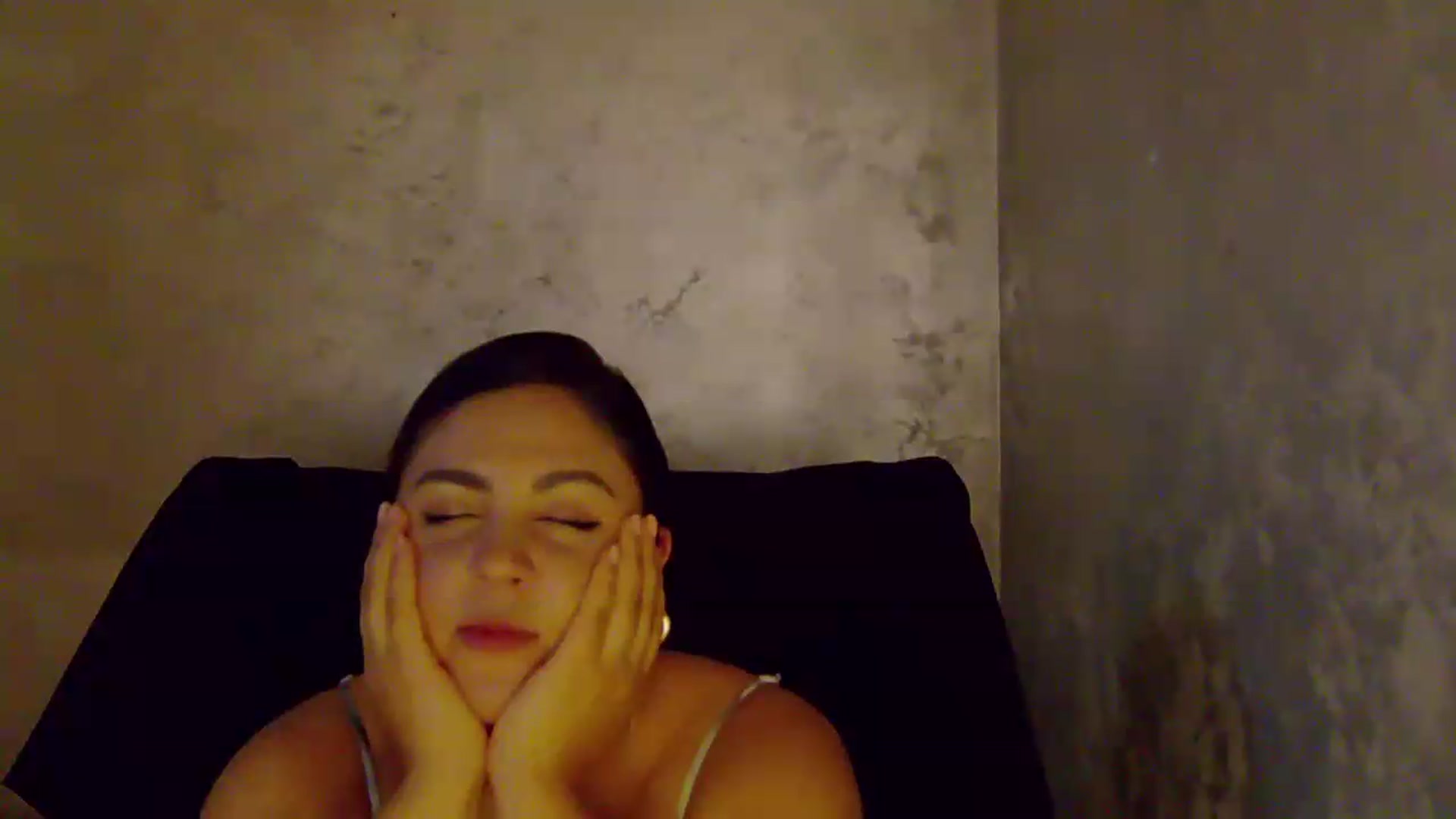 Gallery image thumbnail from NotVanilla's myfreecams stream on, 08/31/2026, 06:14 image 9 of 20