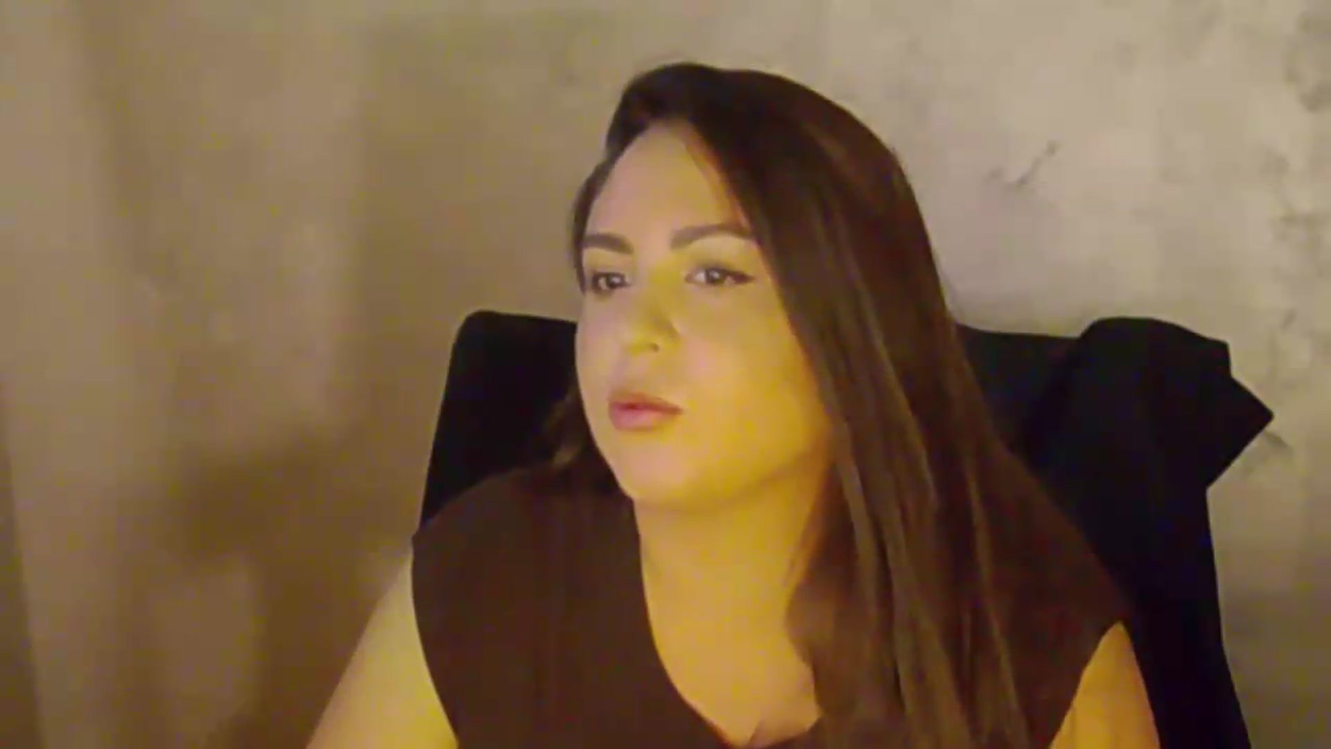 Gallery image thumbnail from NotVanilla's myfreecams stream on, 09/03/2026, 06:03 image 4 of 20