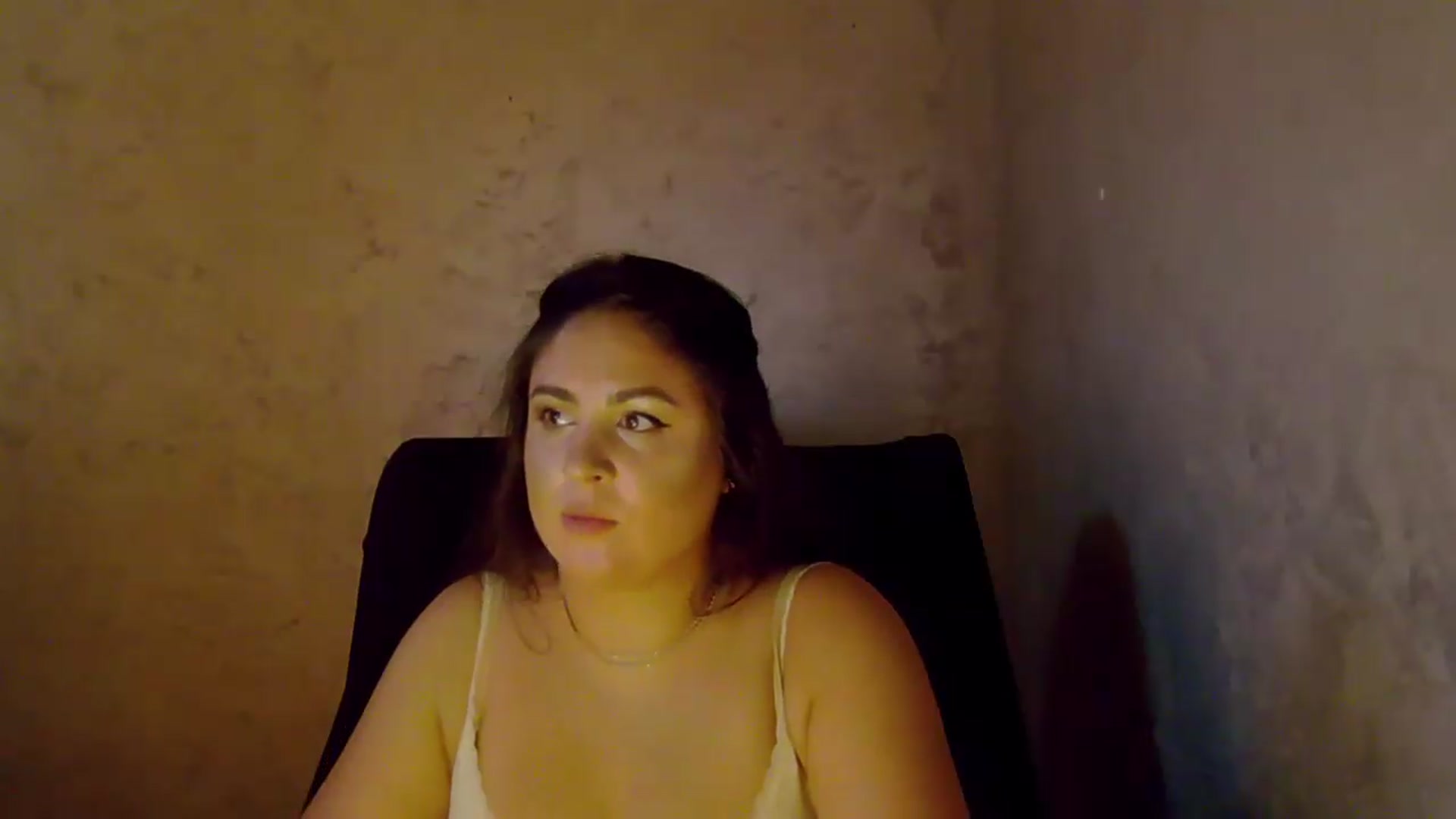 Gallery image thumbnail from NotVanilla's myfreecams stream on, 09/05/2026, 23:45 image 18 of 20