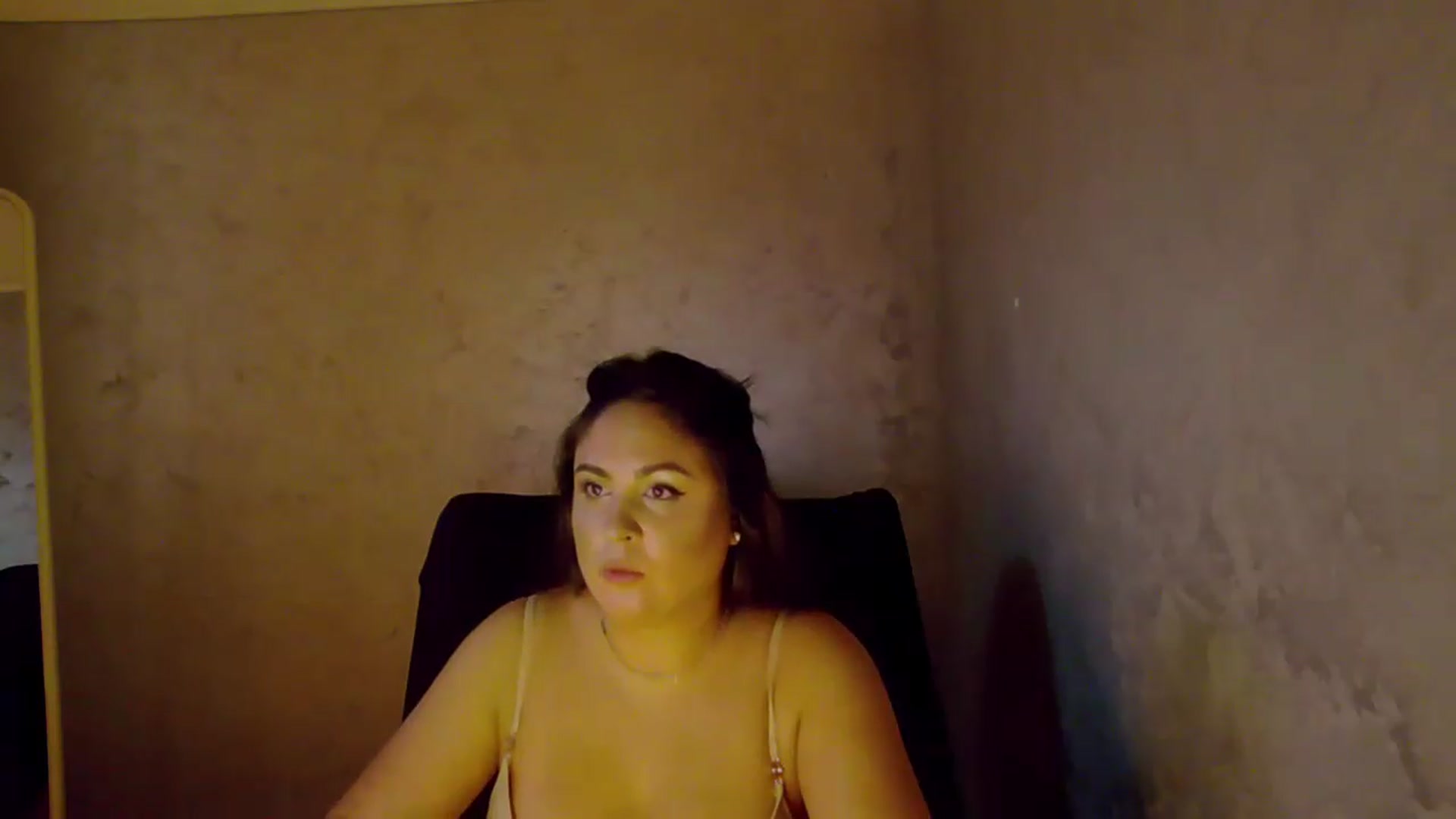 Gallery image thumbnail from NotVanilla's myfreecams stream on, 09/05/2026, 23:45 image 7 of 20