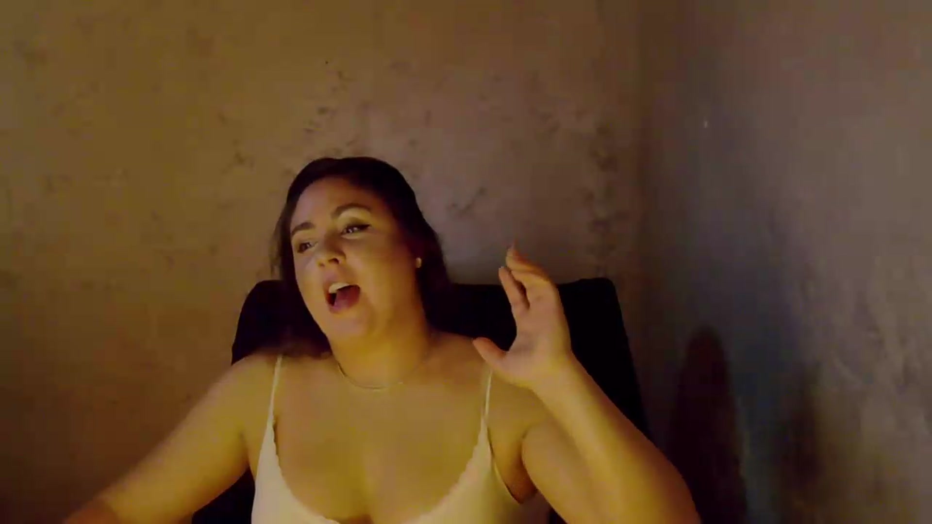 Gallery image thumbnail from NotVanilla's myfreecams stream on, 09/05/2026, 23:45 image 15 of 20