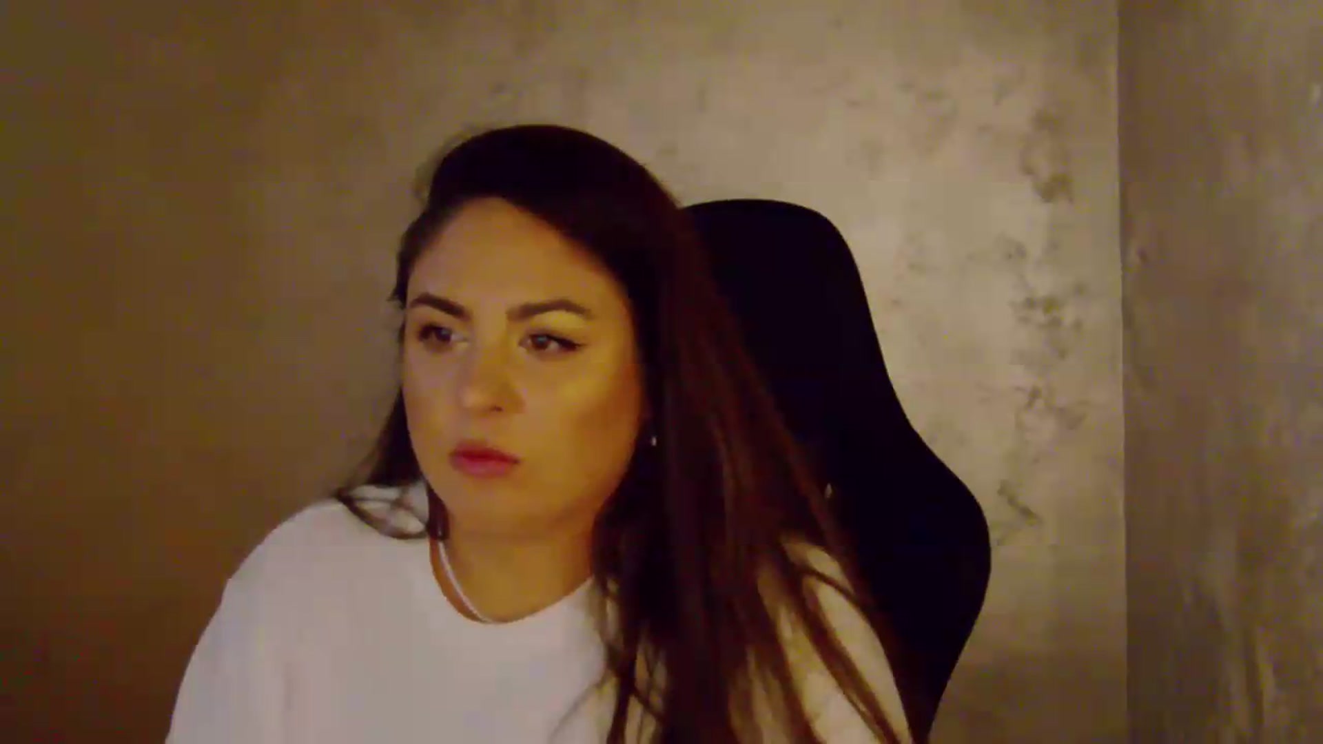 Gallery image thumbnail from NotVanilla's myfreecams stream on, 09/09/2026, 24:27 image 17 of 20