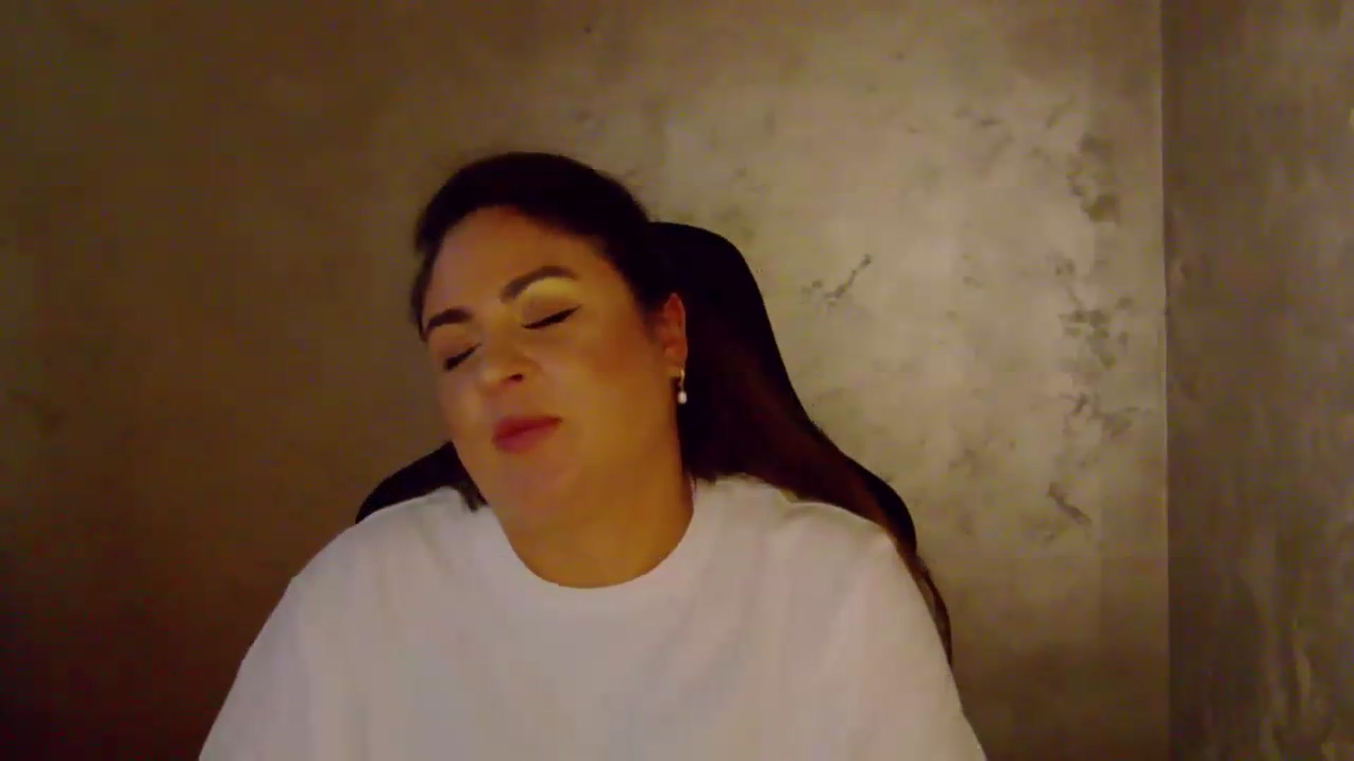 Gallery image thumbnail from NotVanilla's myfreecams stream on, 09/09/2026, 24:27 image 7 of 20