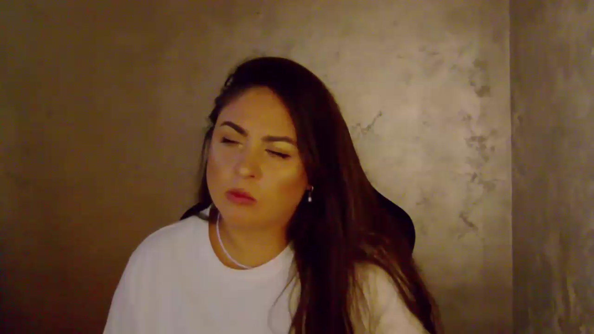 Gallery image thumbnail from NotVanilla's myfreecams stream on, 09/09/2026, 24:27 image 13 of 20