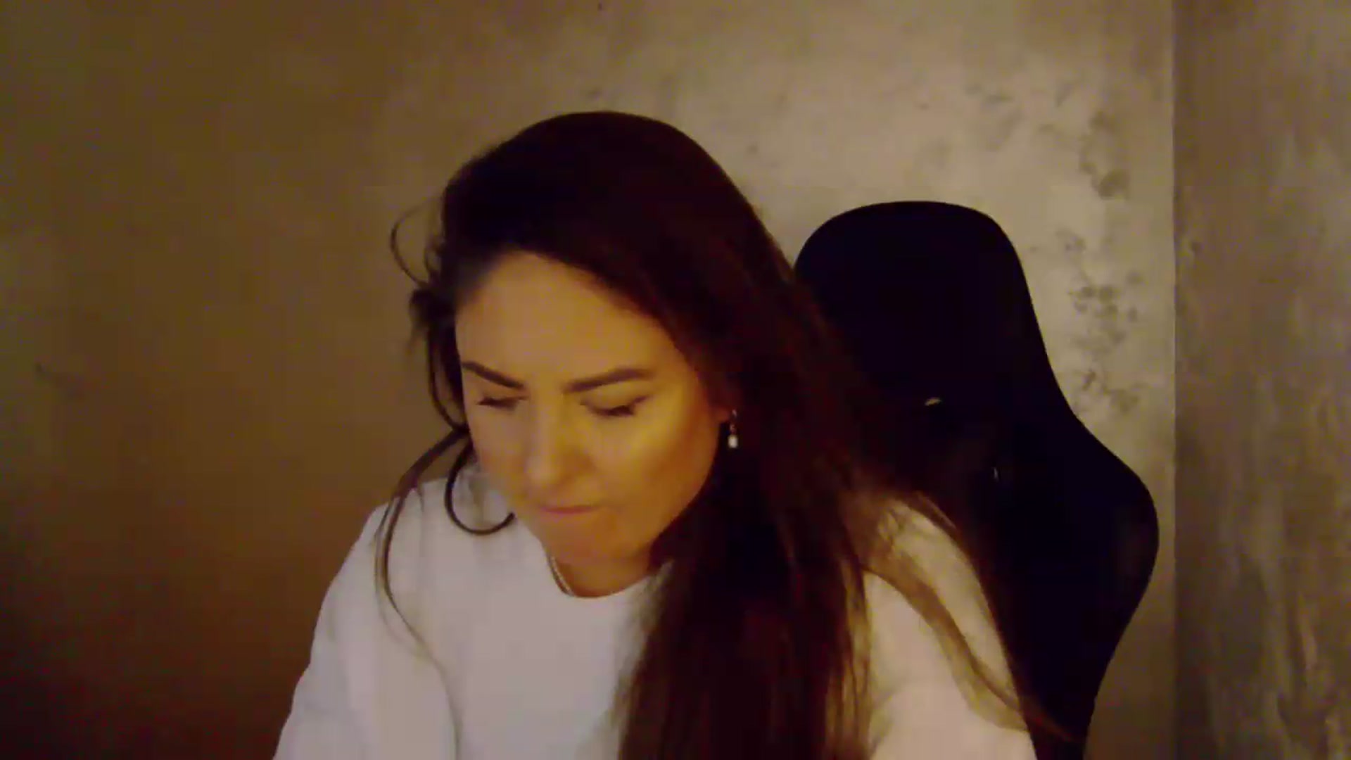 Gallery image thumbnail from NotVanilla's myfreecams stream on, 09/09/2026, 02:11 image 2 of 20