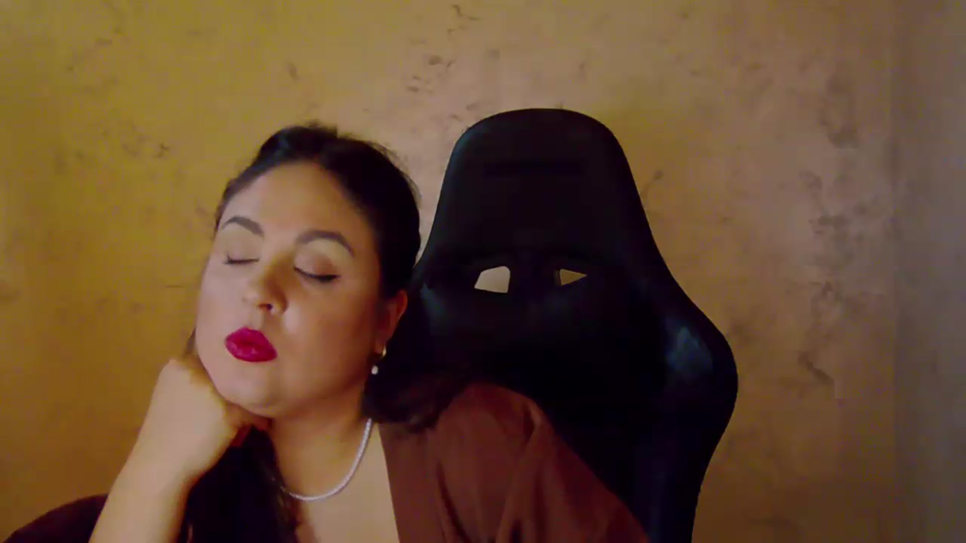 Gallery image thumbnail from NotVanilla's myfreecams stream on, 09/10/2026, 05:04 image 8 of 20