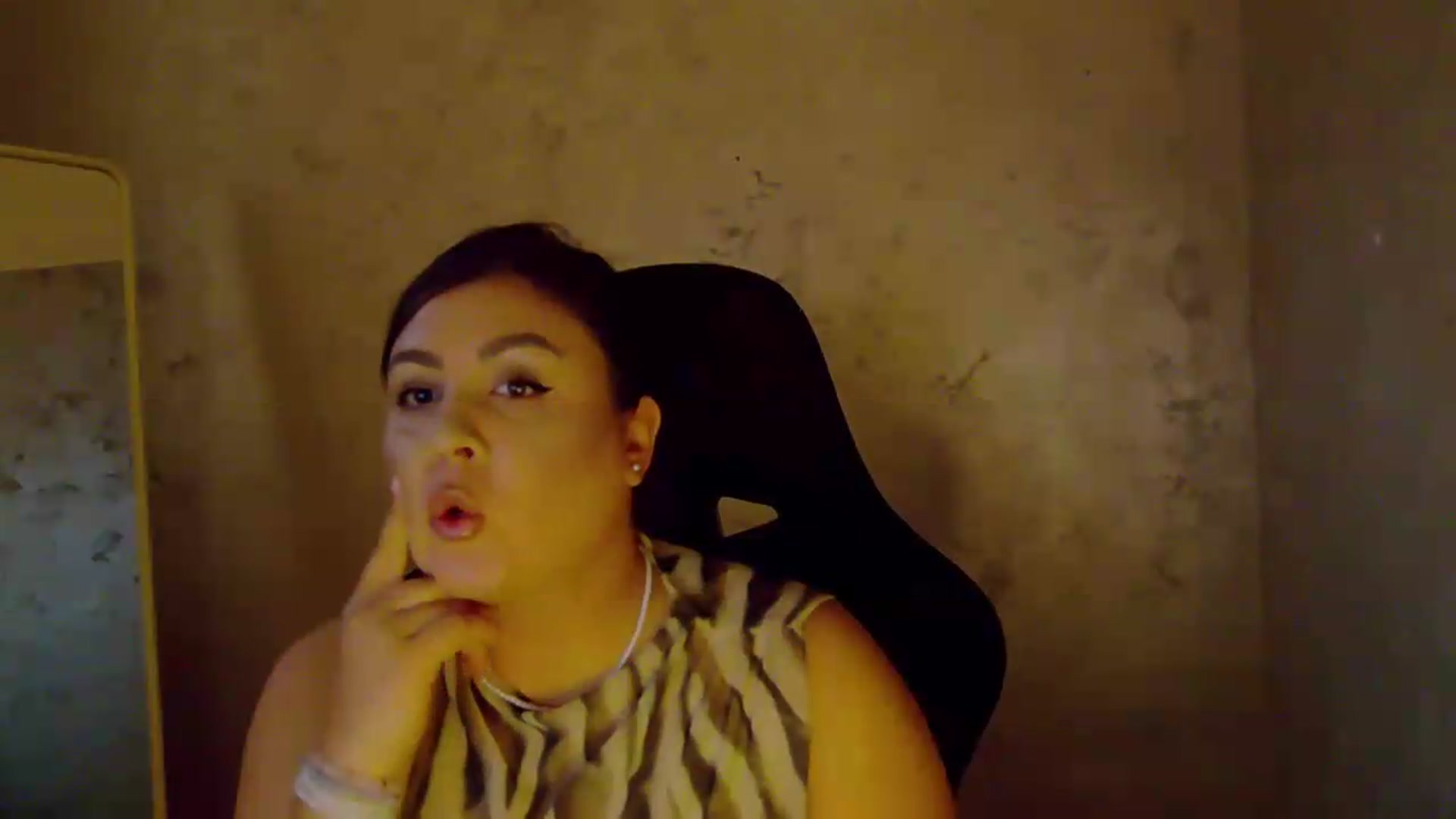 Gallery image thumbnail from NotVanilla's myfreecams stream on, 09/13/2026, 03:53 image 5 of 20