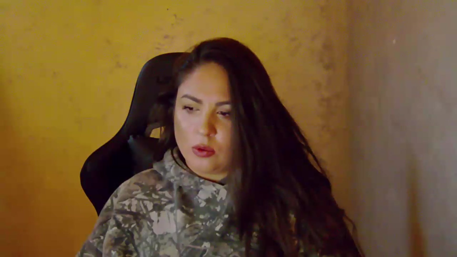 Gallery image thumbnail from NotVanilla's myfreecams stream on, 09/15/2026, 23:45 image 16 of 20
