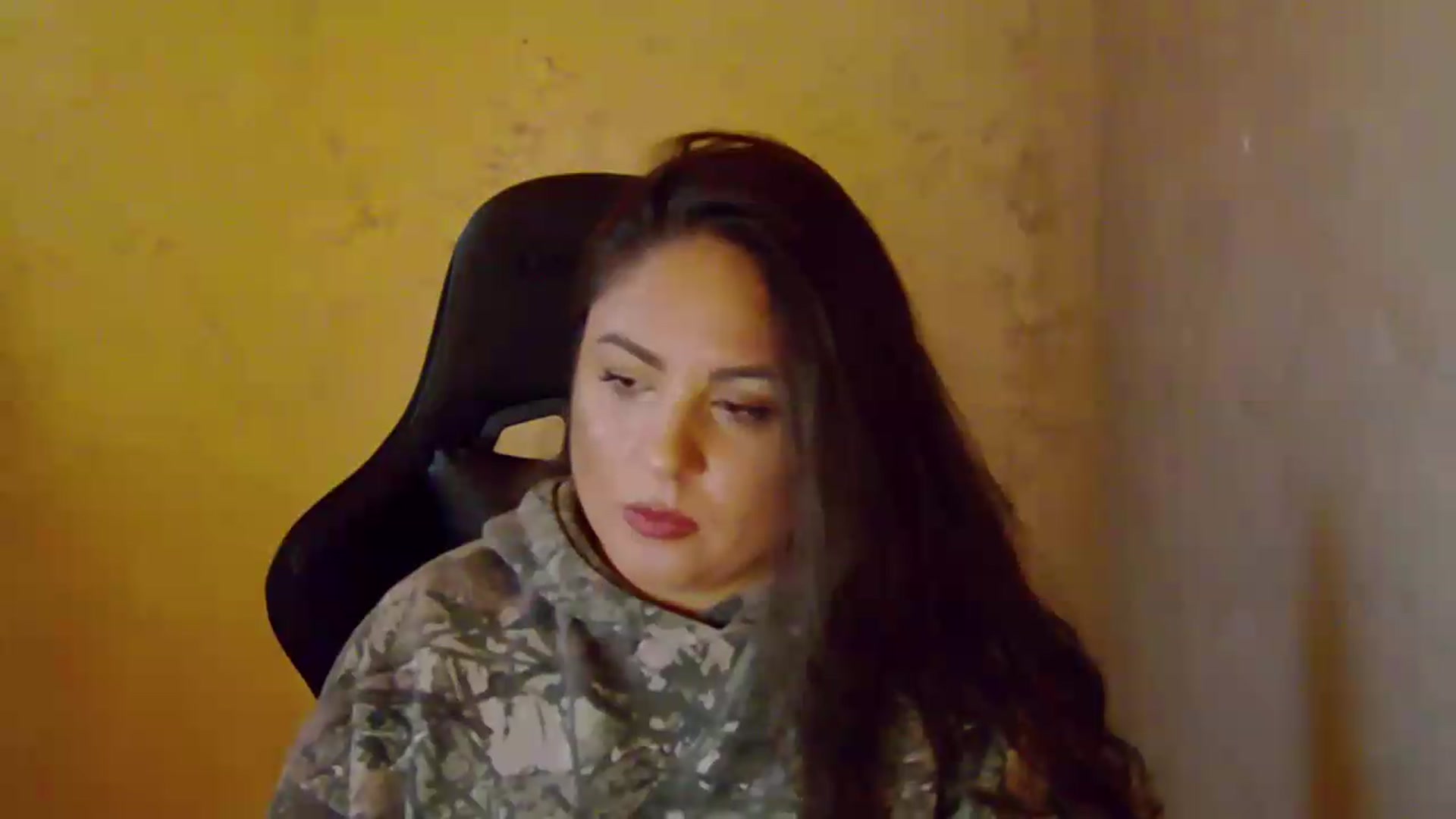 Gallery image thumbnail from NotVanilla's myfreecams stream on, 09/15/2026, 23:45 image 13 of 20