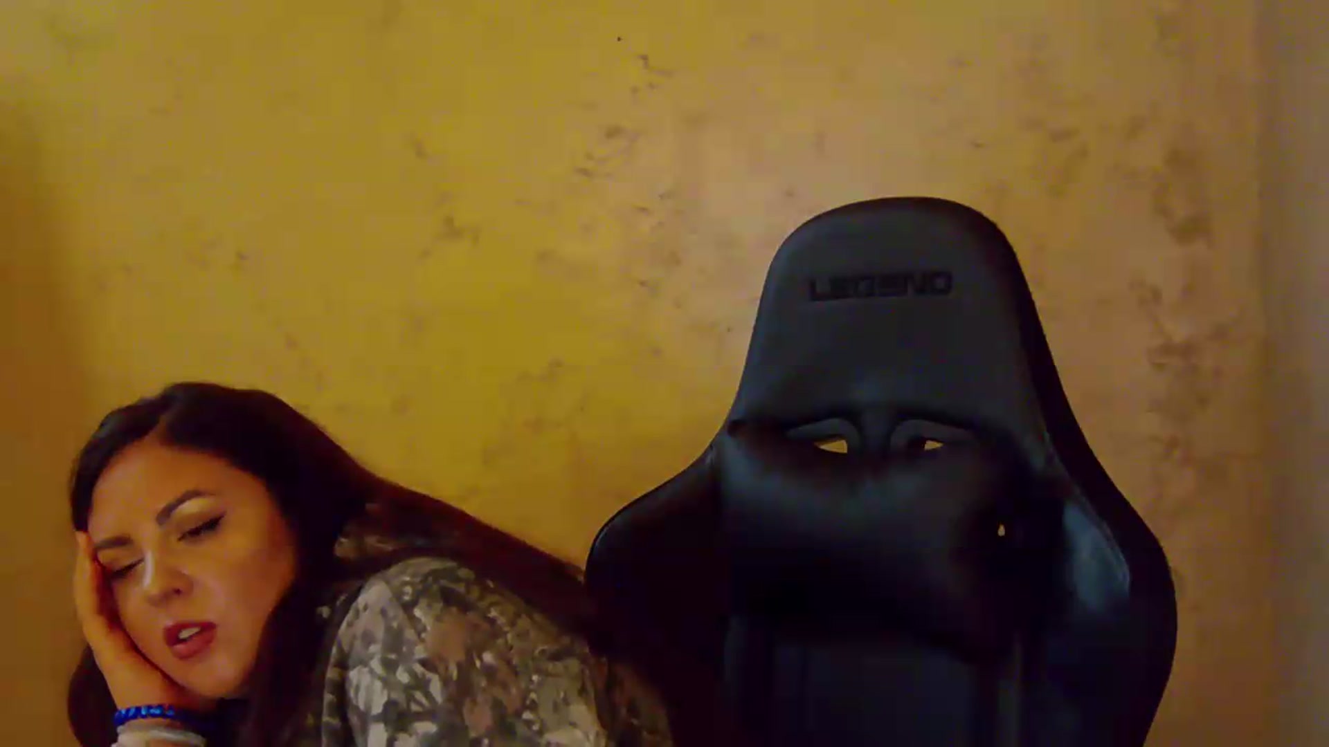 Gallery image thumbnail from NotVanilla's myfreecams stream on, 09/16/2026, 01:28 image 11 of 20