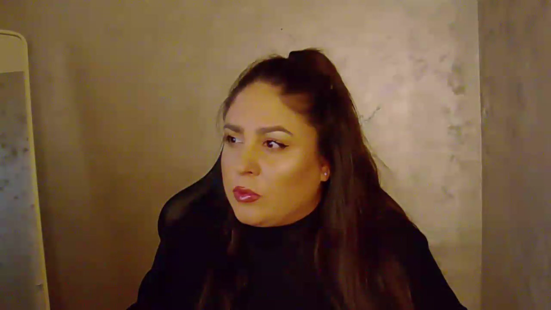Gallery image thumbnail from NotVanilla's myfreecams stream on, 09/18/2026, 24:01 image 12 of 20