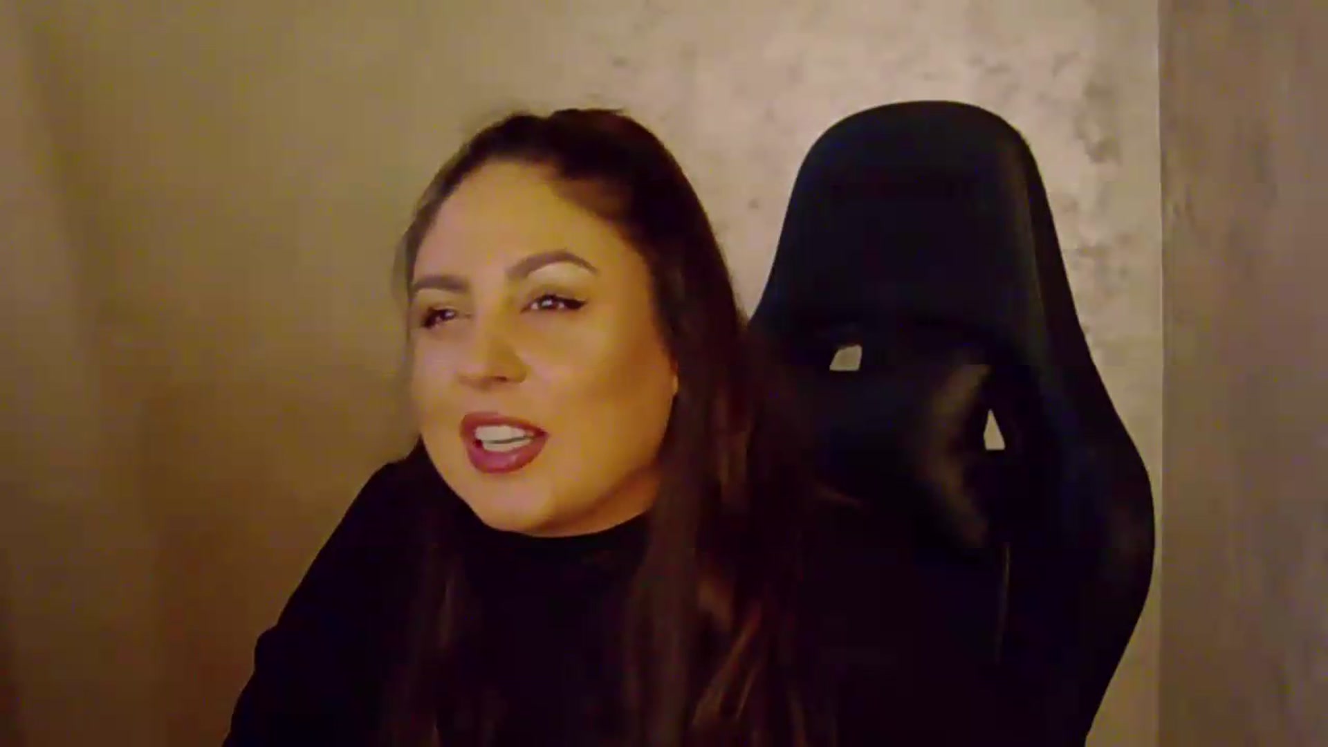 Gallery image thumbnail from NotVanilla's myfreecams stream on, 09/18/2026, 24:01 image 19 of 20