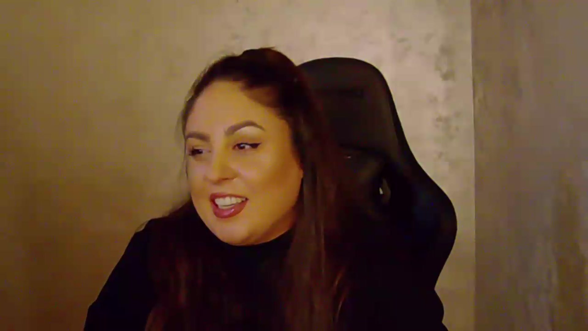 Gallery image thumbnail from NotVanilla's myfreecams stream on, 09/18/2026, 24:34 image 6 of 20