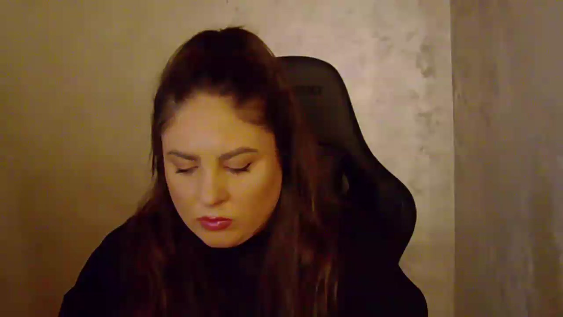 Gallery image thumbnail from NotVanilla's myfreecams stream on, 09/18/2026, 24:34 image 13 of 20