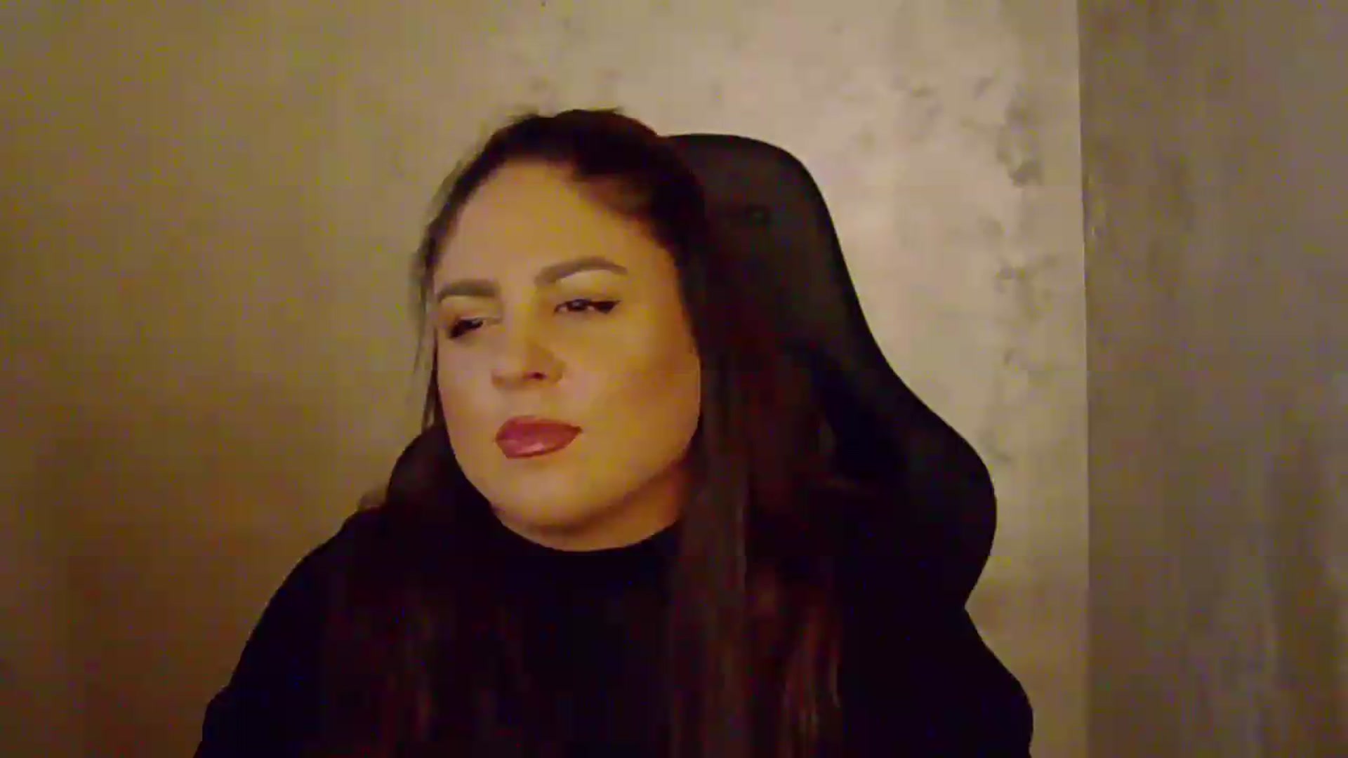 Gallery image thumbnail from NotVanilla's myfreecams stream on, 09/18/2026, 24:34 image 14 of 20