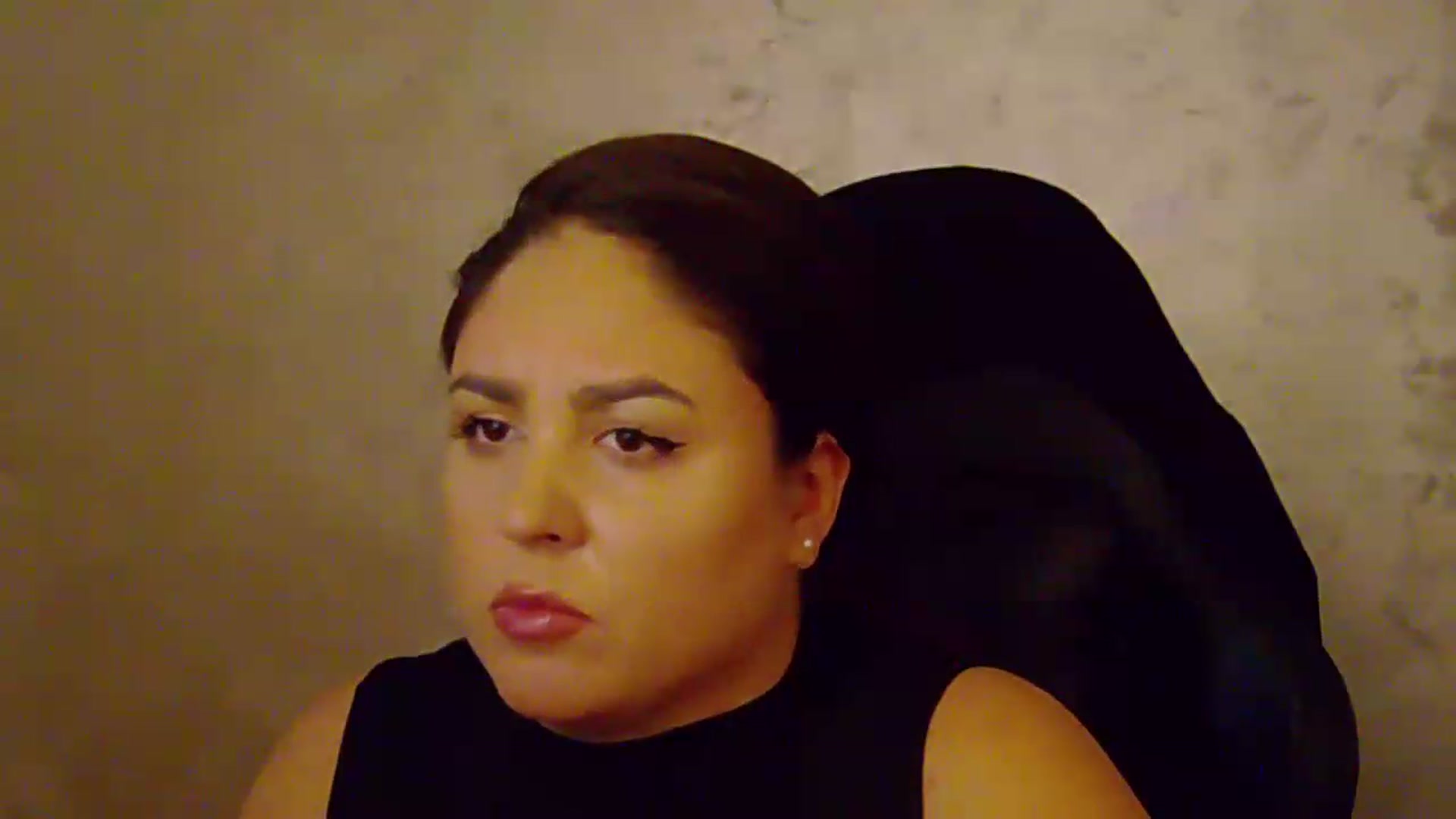 Gallery image thumbnail from NotVanilla's myfreecams stream on, 09/18/2026, 04:53 image 16 of 20