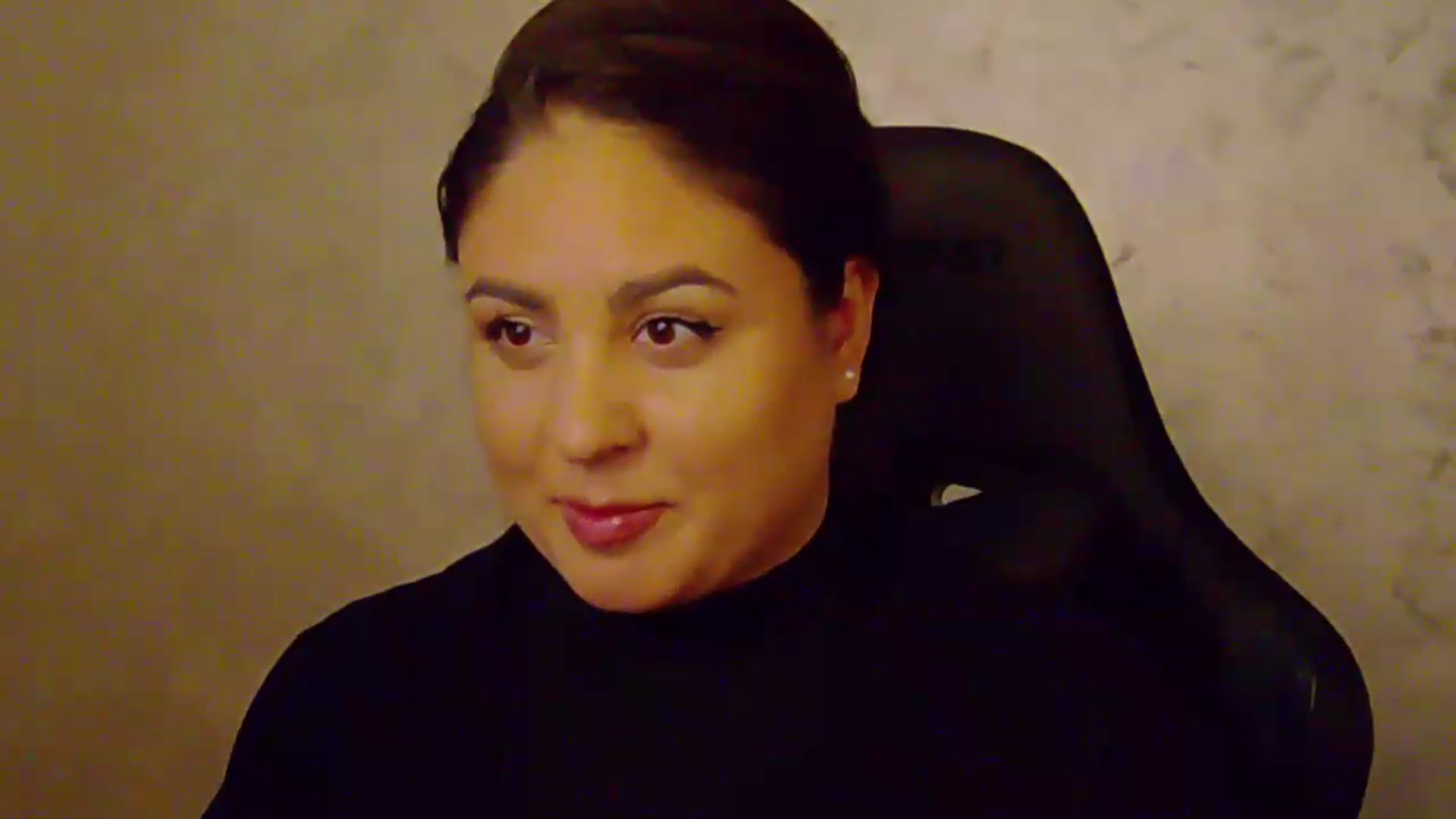 Gallery image thumbnail from NotVanilla's myfreecams stream on, 09/18/2026, 04:53 image 20 of 20