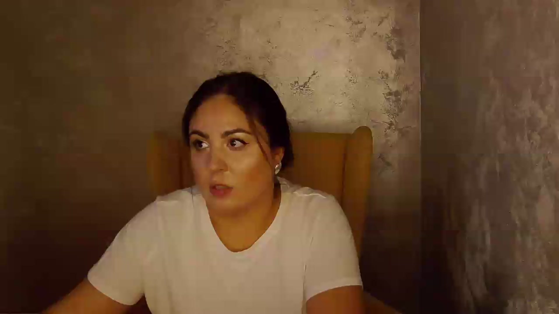 Gallery image thumbnail from NotVanilla's myfreecams stream on, 09/19/2026, 06:40 image 10 of 20