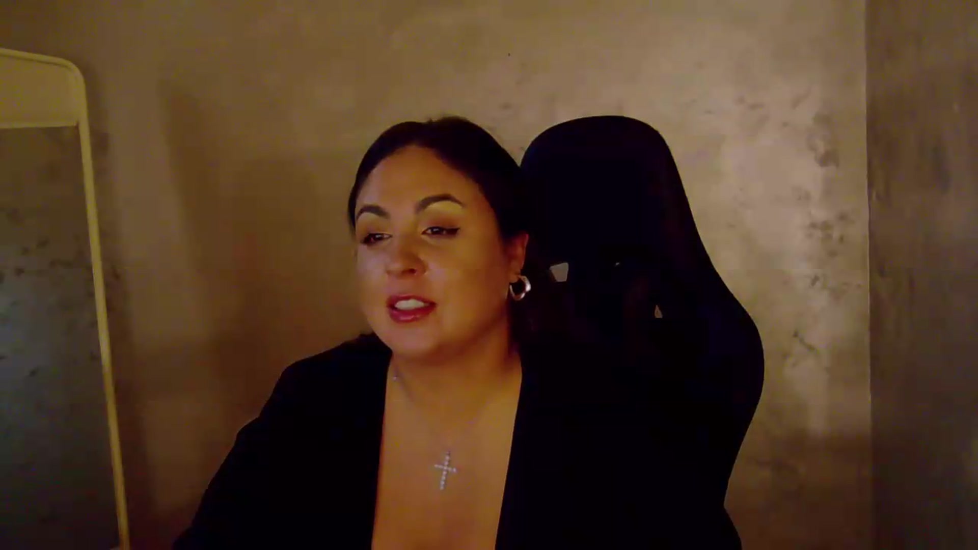 Gallery image thumbnail from NotVanilla's myfreecams stream on, 09/24/2026, 01:17 image 4 of 20