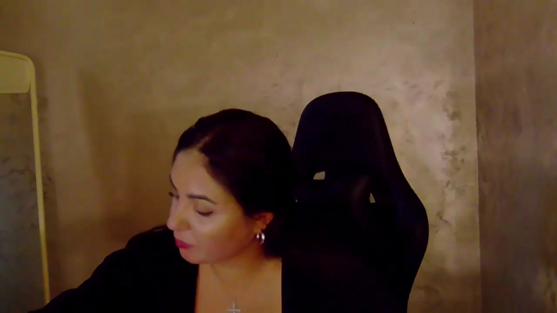 Gallery image thumbnail from NotVanilla's myfreecams stream on, 09/24/2026, 01:17 image 15 of 20