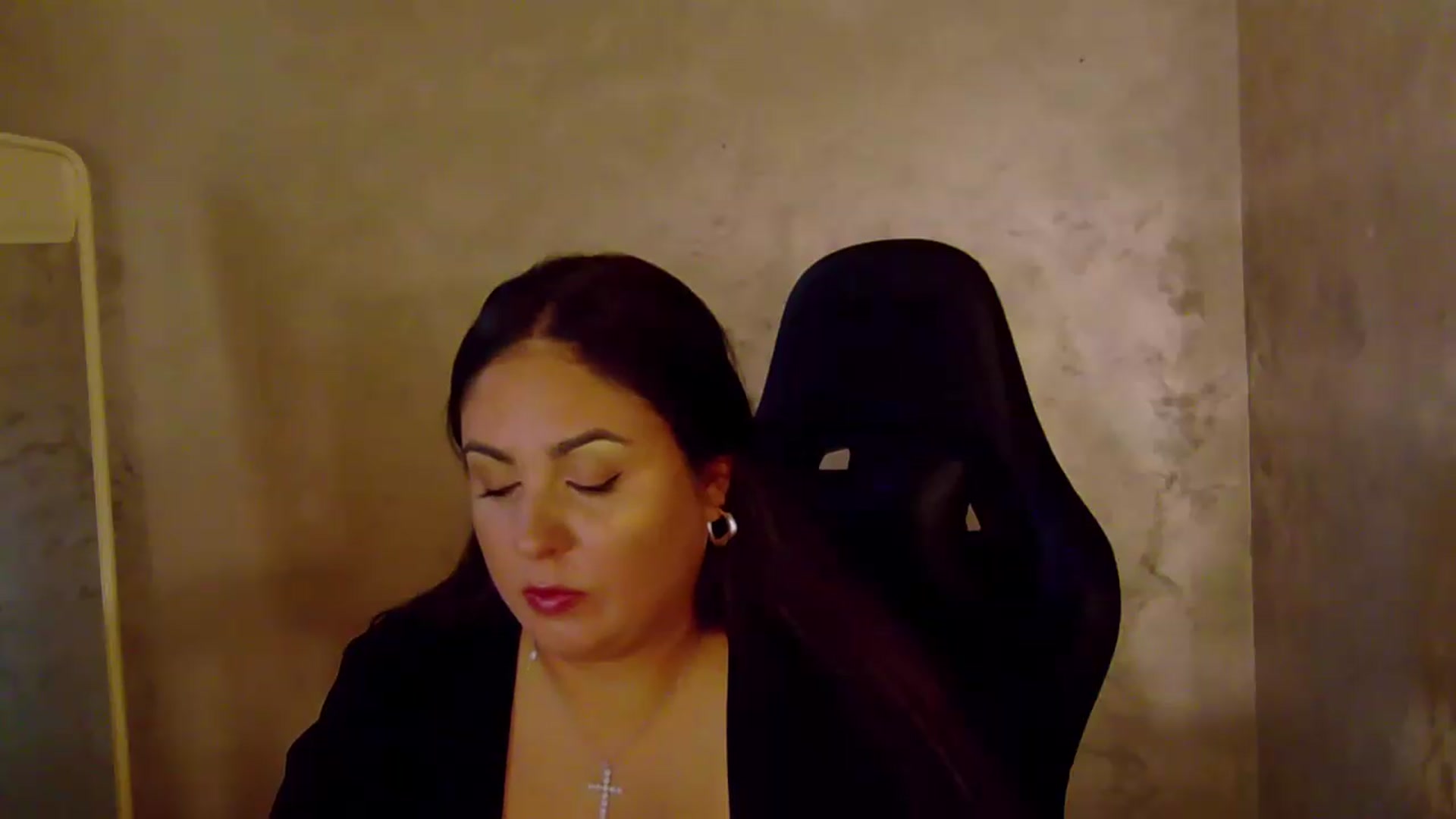 Gallery image thumbnail from NotVanilla's myfreecams stream on, 09/24/2026, 01:17 image 16 of 20