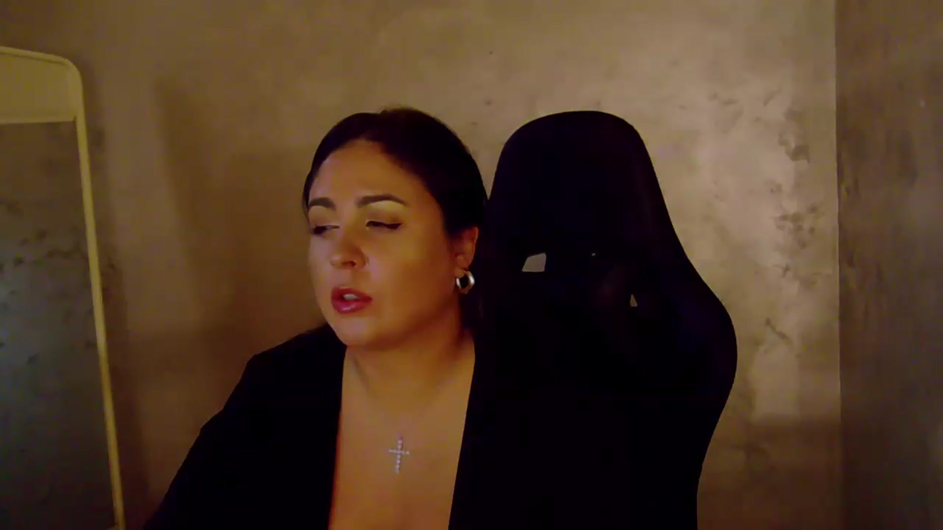 Gallery image thumbnail from NotVanilla's myfreecams stream on, 09/24/2026, 01:17 image 3 of 20