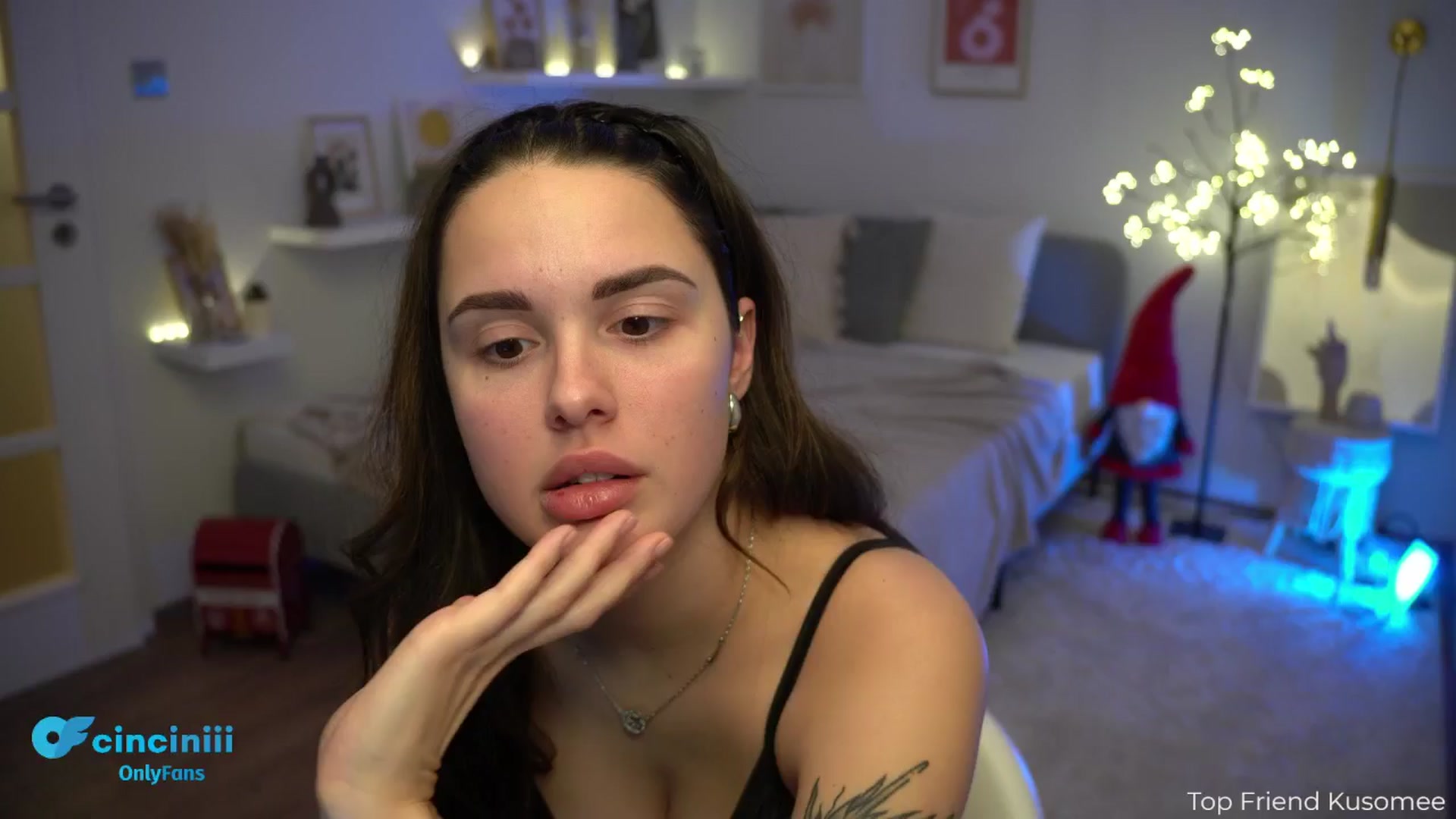 Gallery image thumbnail from NotYourNaomi's myfreecams stream on, 12/01/2024, 22:16 image 18 of 20