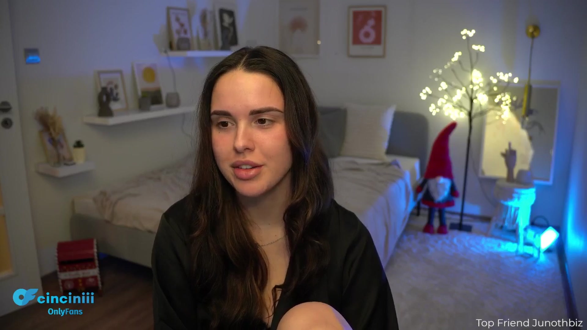Gallery image thumbnail from NotYourNaomi's myfreecams stream on, 12/02/2024, 20:04 image 4 of 20