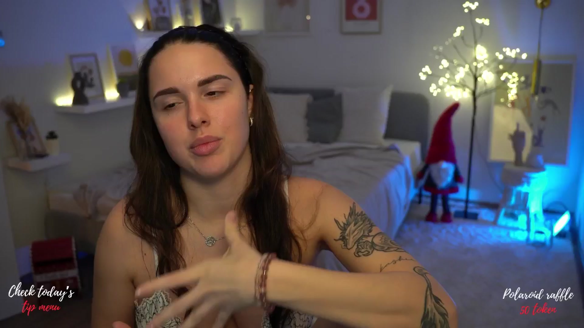 Gallery image thumbnail from NotYourNaomi's myfreecams stream on, 12/08/2024, 24:28 image 3 of 20