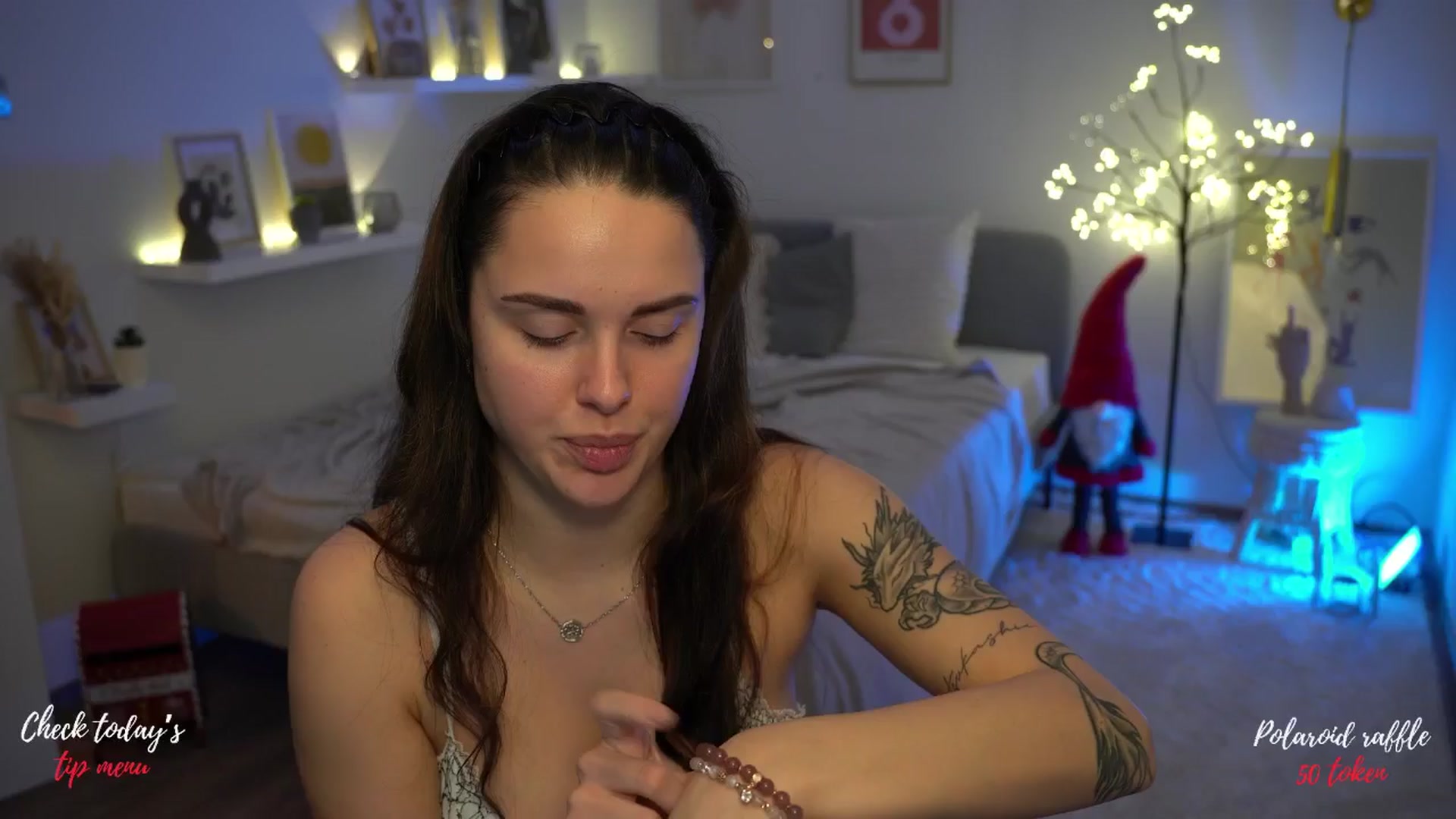 Gallery image thumbnail from NotYourNaomi's myfreecams stream on, 12/08/2024, 24:28 image 1 of 20