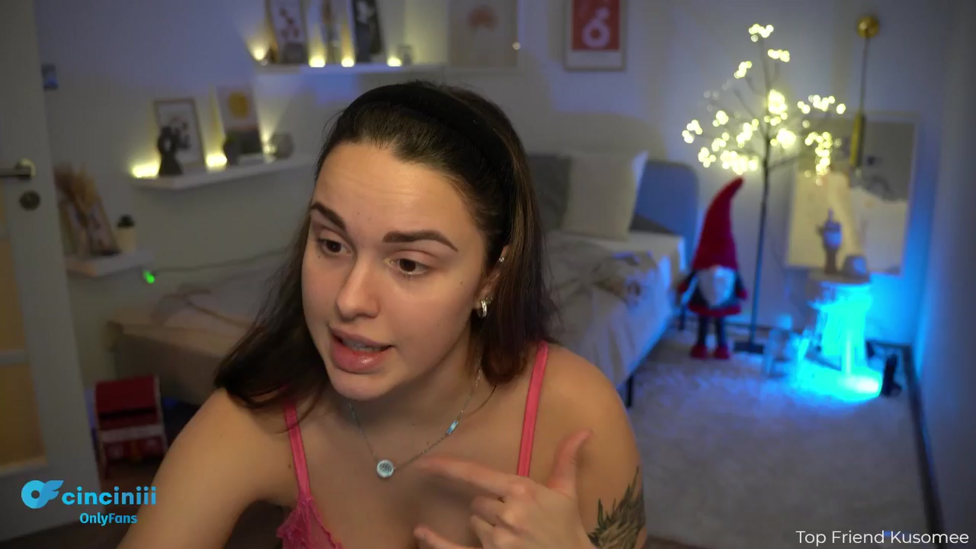 Gallery image thumbnail from NotYourNaomi's myfreecams stream on, 12/08/2024, 21:59 image 13 of 20
