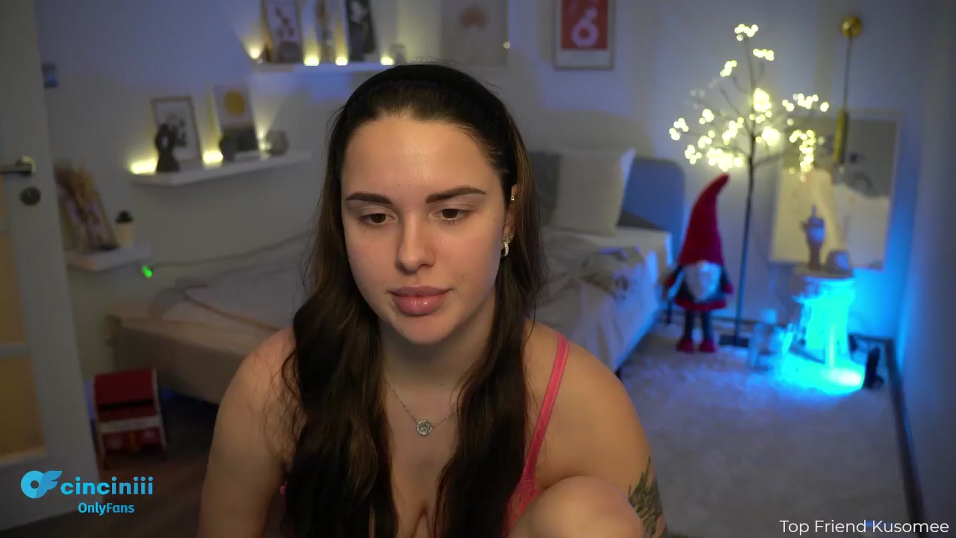 Gallery image thumbnail from NotYourNaomi's myfreecams stream on, 12/08/2024, 21:59 image 17 of 20
