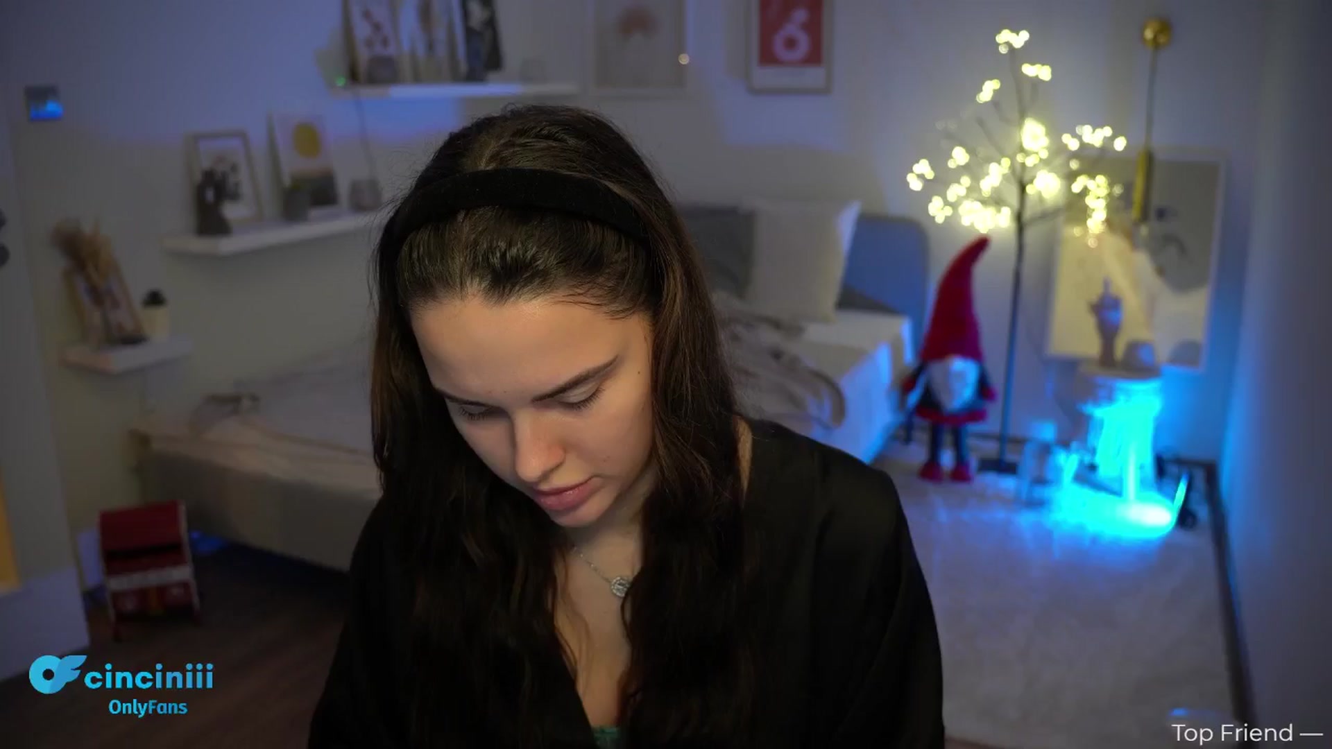 Gallery image thumbnail from NotYourNaomi's myfreecams stream on, 12/10/2024, 22:03 image 1 of 20