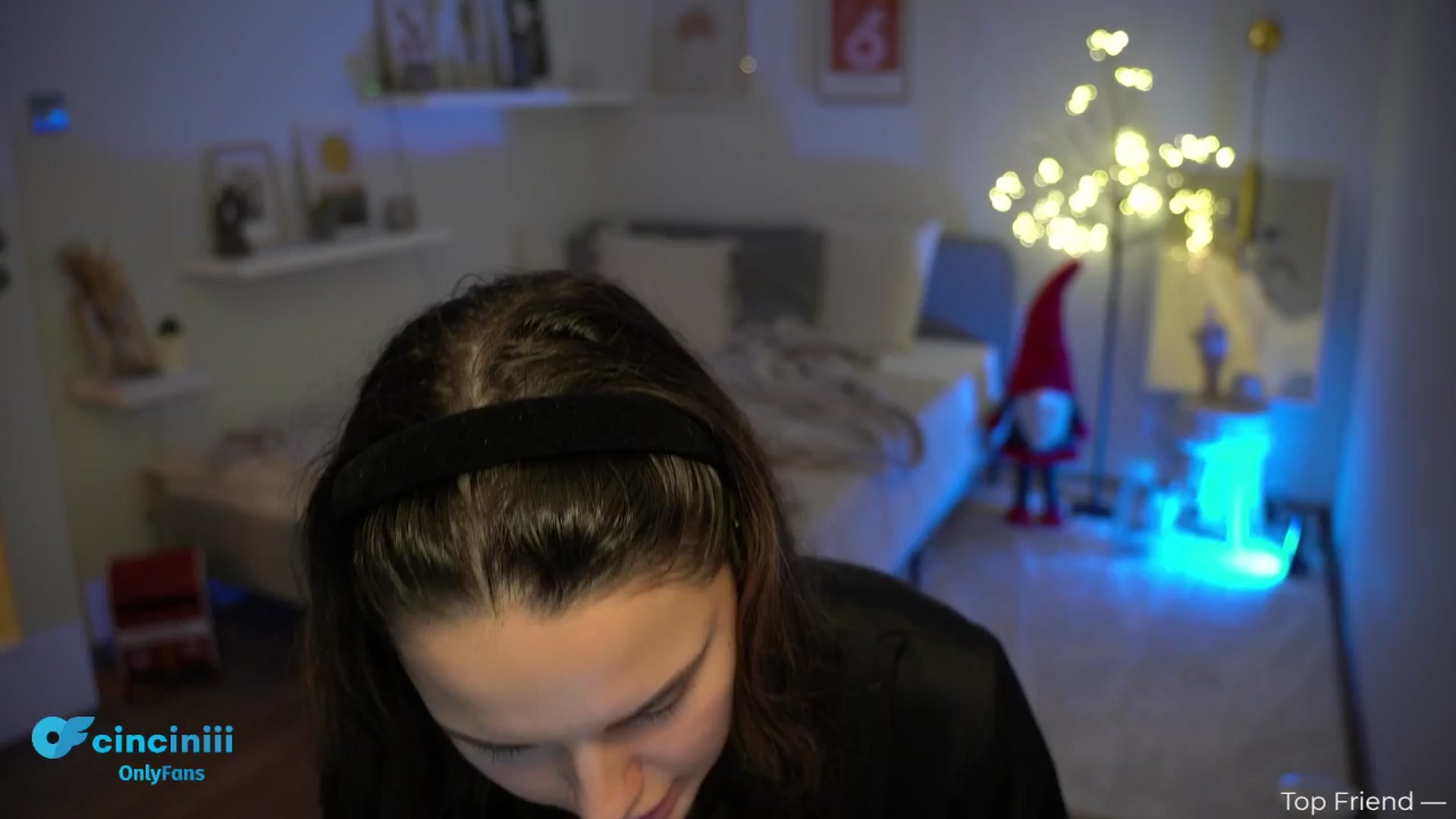 Gallery image thumbnail from NotYourNaomi's myfreecams stream on, 12/10/2024, 22:03 image 2 of 20