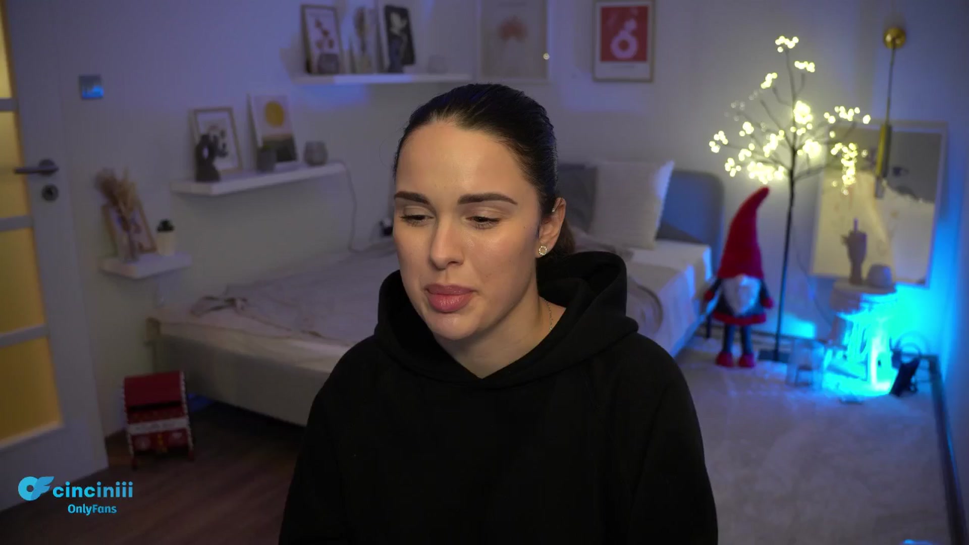 Gallery image thumbnail from NotYourNaomi's myfreecams stream on, 12/12/2024, 24:24 image 6 of 20