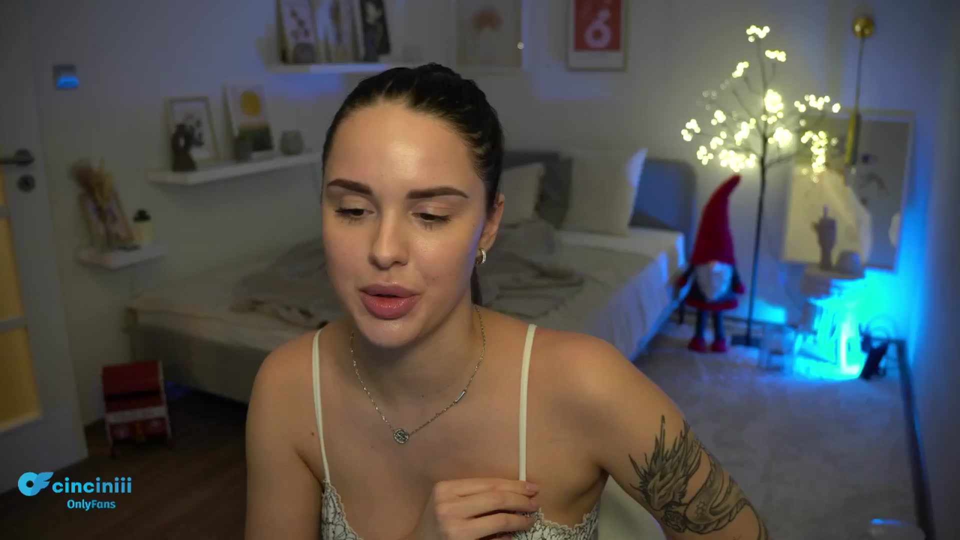 Gallery image thumbnail from NotYourNaomi's myfreecams stream on, 12/12/2024, 20:45 image 14 of 20