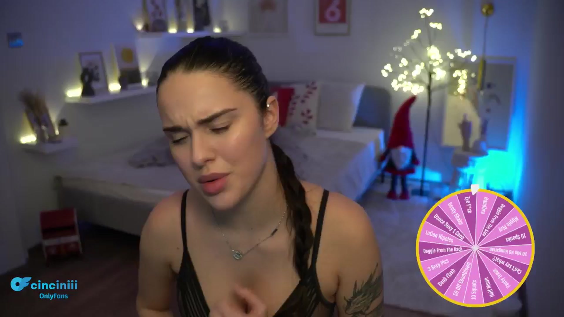 Gallery image thumbnail from NotYourNaomi's myfreecams stream on, 12/15/2024, 22:22 image 15 of 20