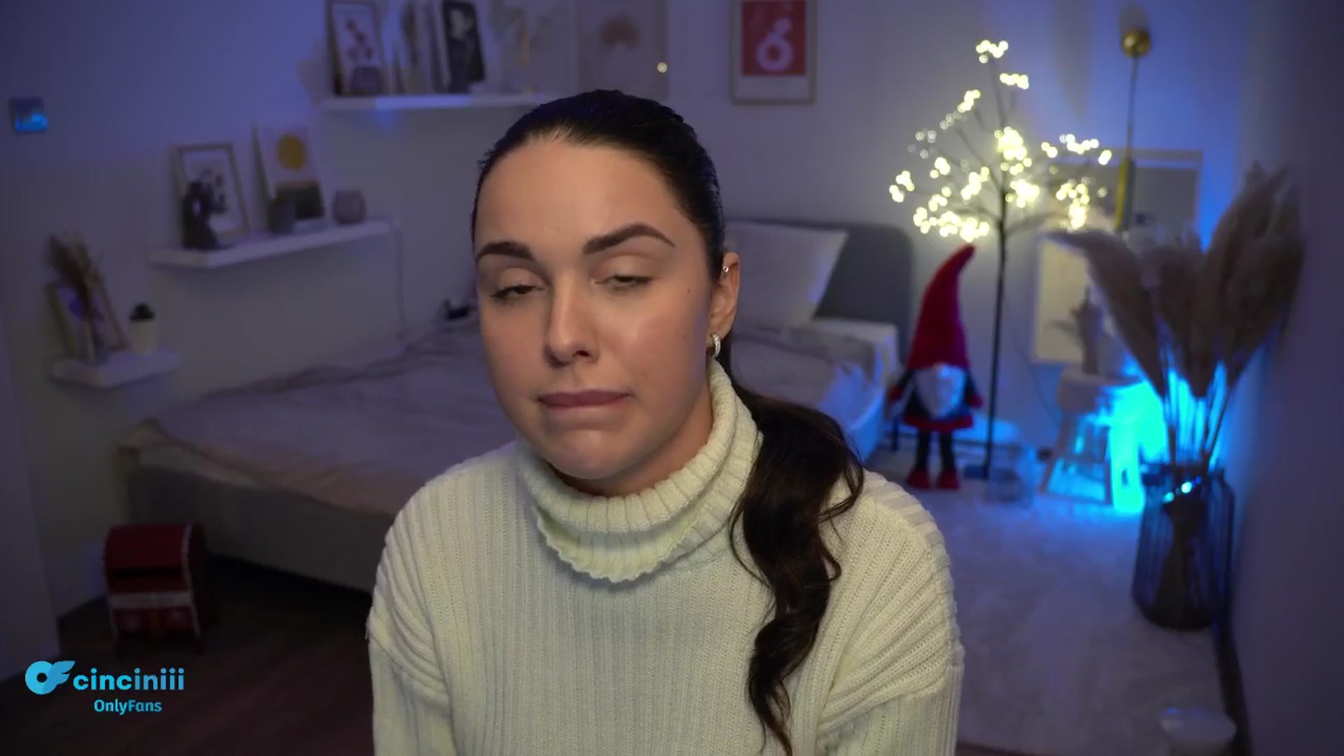 Gallery image thumbnail from NotYourNaomi's myfreecams stream on, 12/29/2024, 01:20 image 6 of 20
