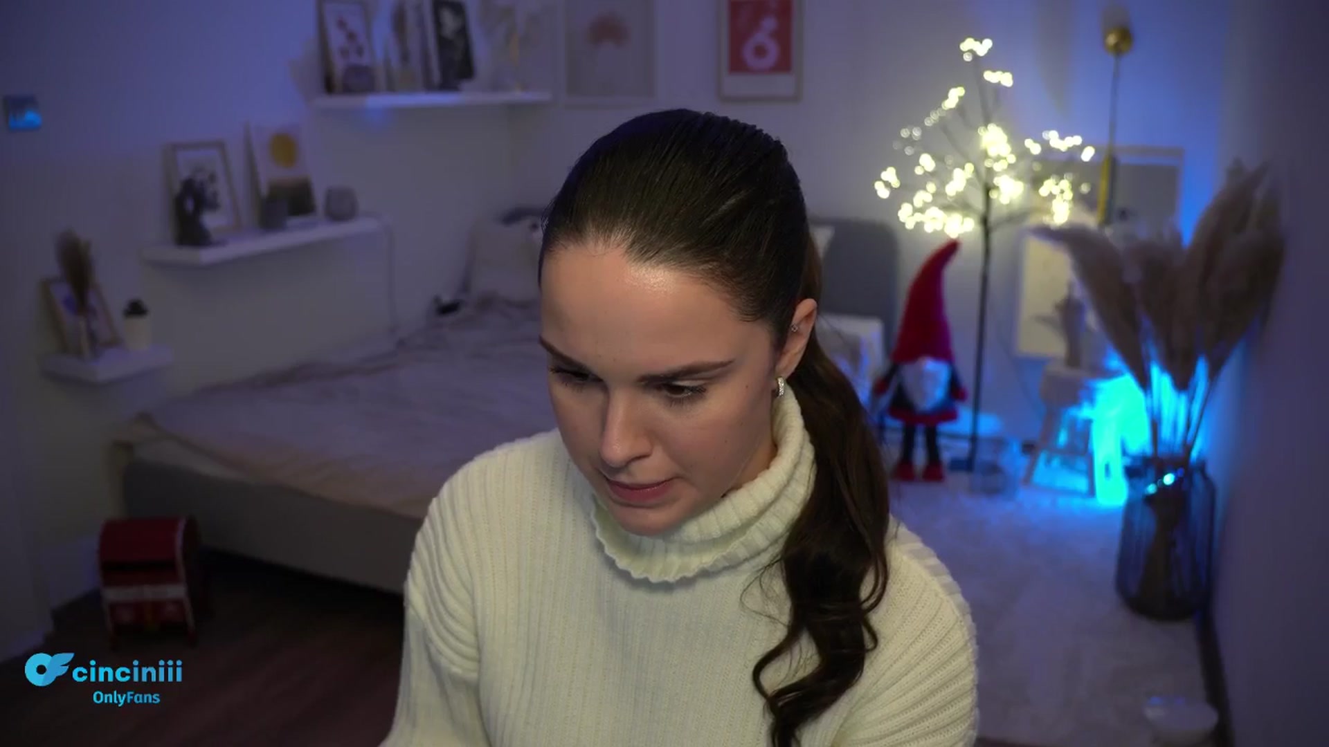 Gallery image thumbnail from NotYourNaomi's myfreecams stream on, 12/29/2024, 01:20 image 10 of 20