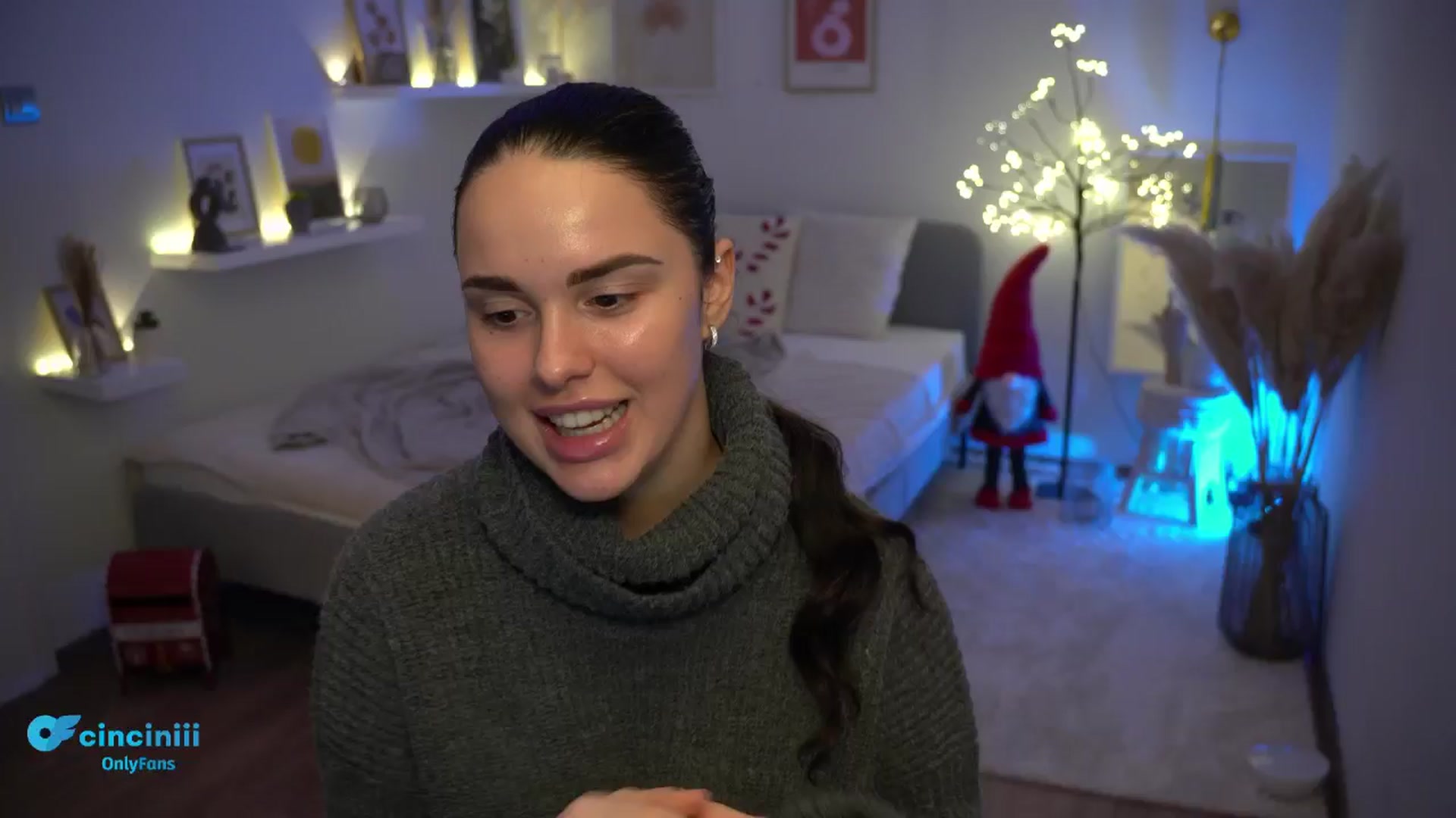 Gallery image thumbnail from NotYourNaomi's myfreecams stream on, 12/29/2024, 21:15 image 4 of 20