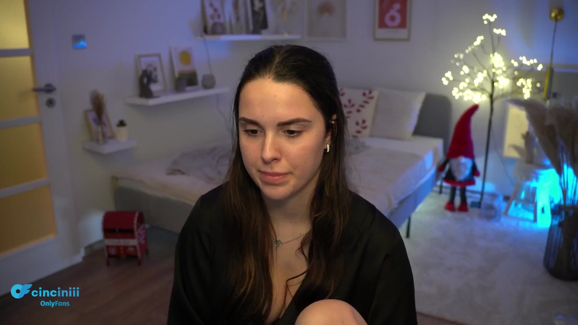 Gallery image thumbnail from NotYourNaomi's myfreecams stream on, 01/04/2025, 24:00 image 4 of 20