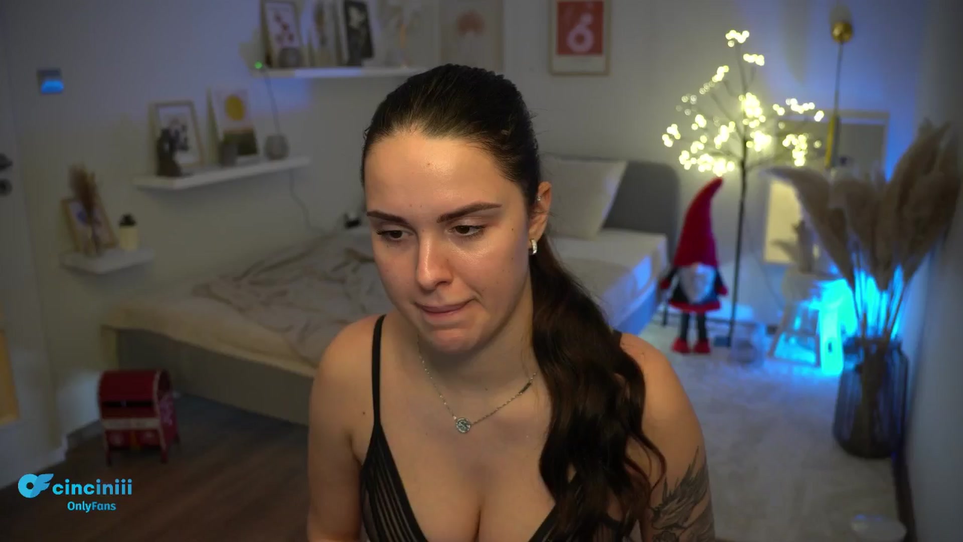 Gallery image thumbnail from NotYourNaomi's myfreecams stream on, 01/04/2025, 22:04 image 20 of 20