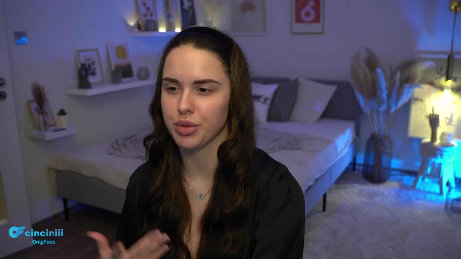 Gallery image thumbnail from NotYourNaomi's myfreecams stream on, 01/09/2025, 20:42 image 10 of 20