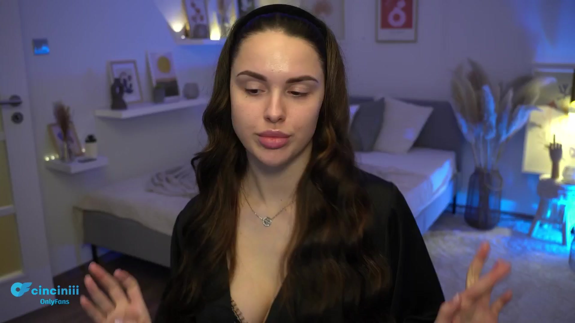 Gallery image thumbnail from NotYourNaomi's myfreecams stream on, 01/09/2025, 20:42 image 1 of 20