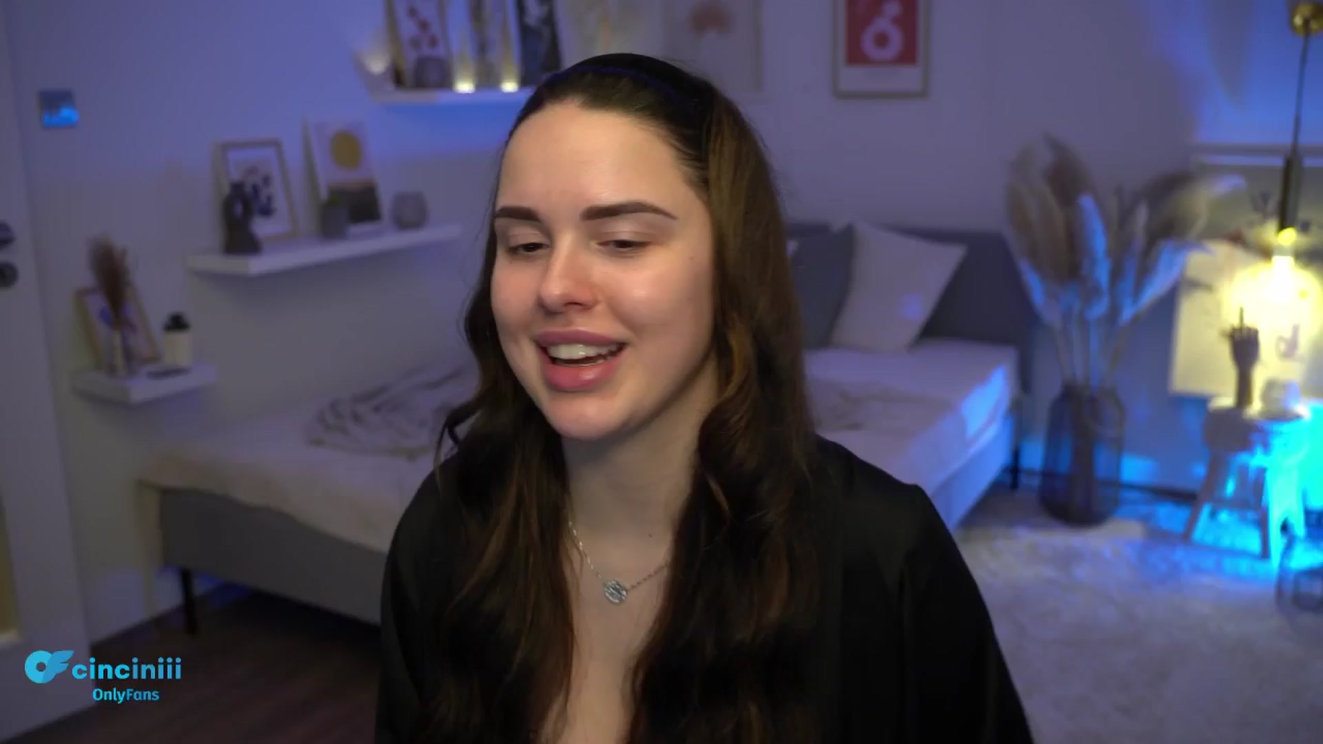Gallery image thumbnail from NotYourNaomi's myfreecams stream on, 01/09/2025, 20:42 image 12 of 20
