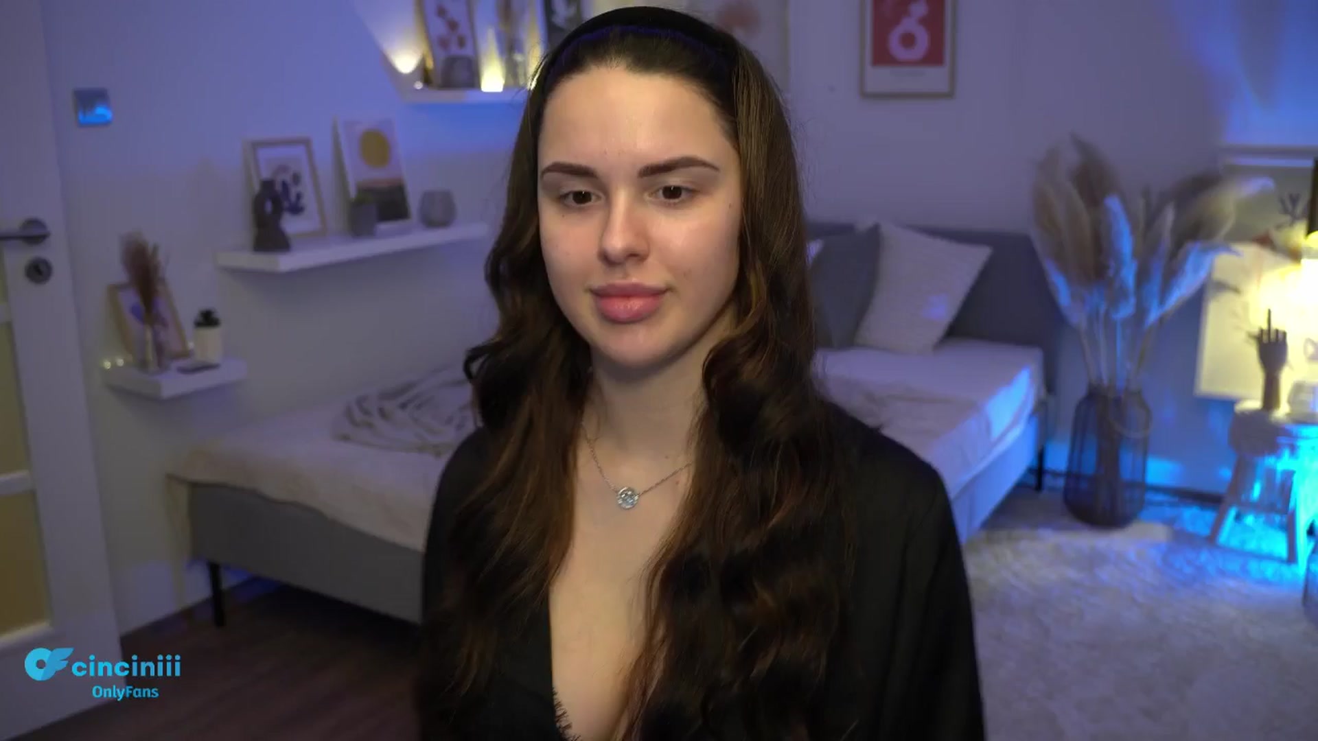 Gallery image thumbnail from NotYourNaomi's myfreecams stream on, 01/09/2025, 20:42 image 3 of 20