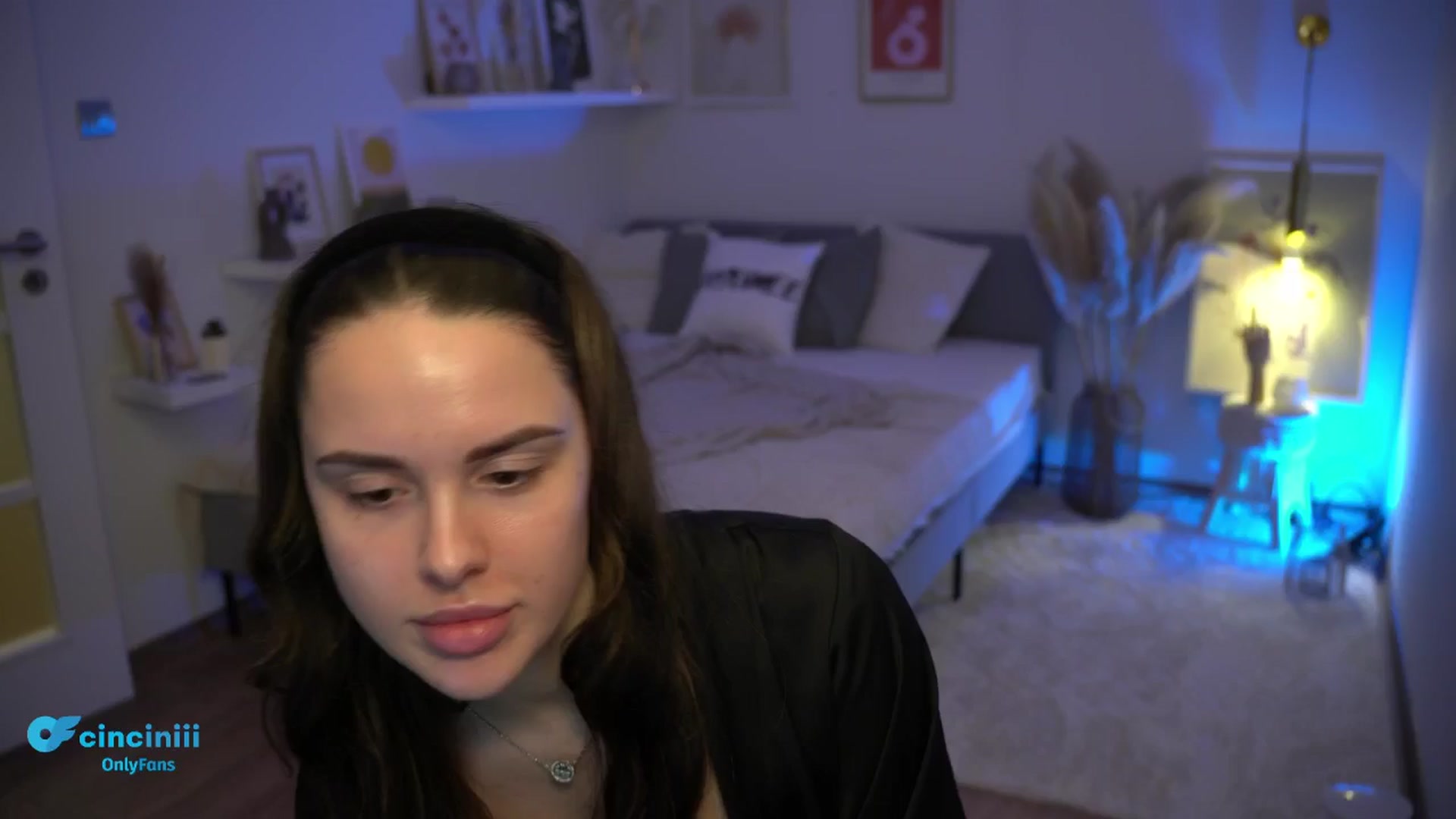 Gallery image thumbnail from NotYourNaomi's myfreecams stream on, 01/09/2025, 22:14 image 10 of 20