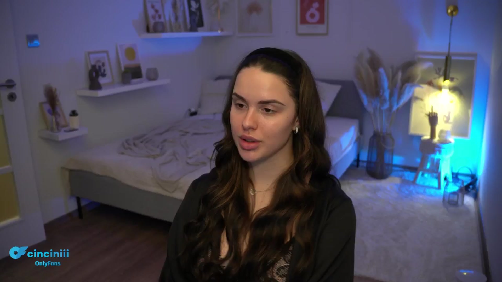 Gallery image thumbnail from NotYourNaomi's myfreecams stream on, 01/09/2025, 22:14 image 17 of 20